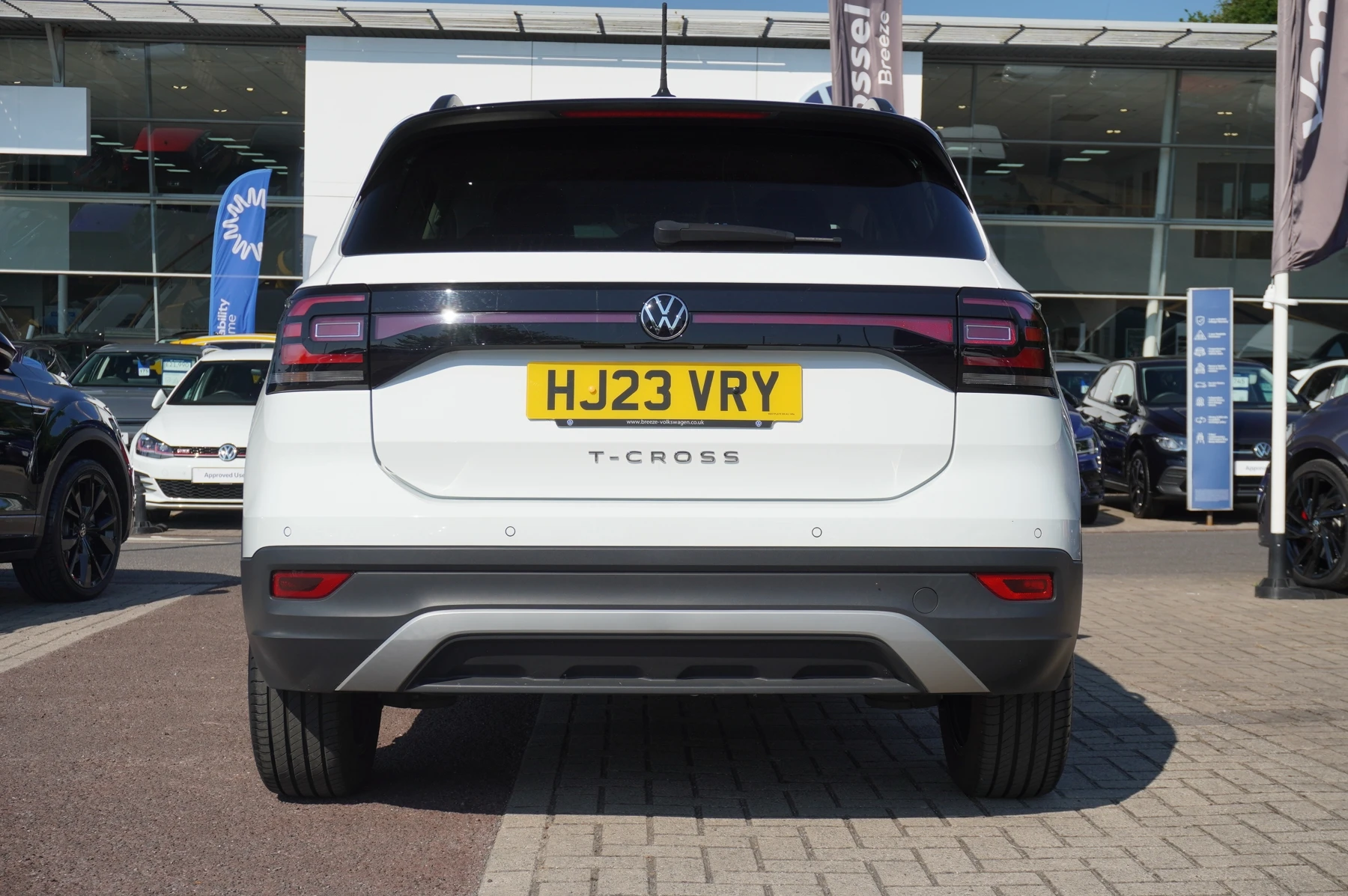 Volkswagen-T-Cross-image-18