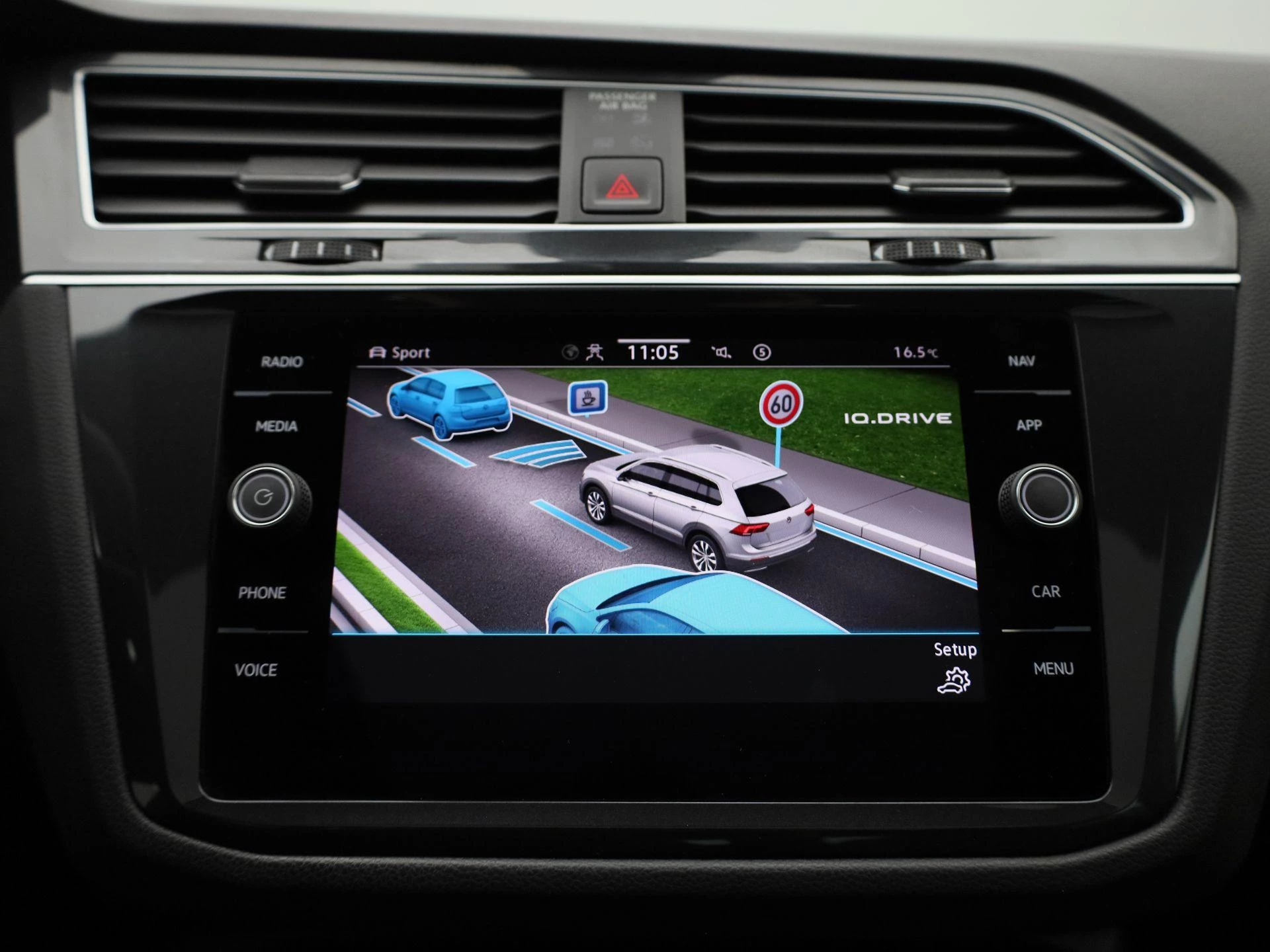 Volkswagen-Tiguan-image-26
