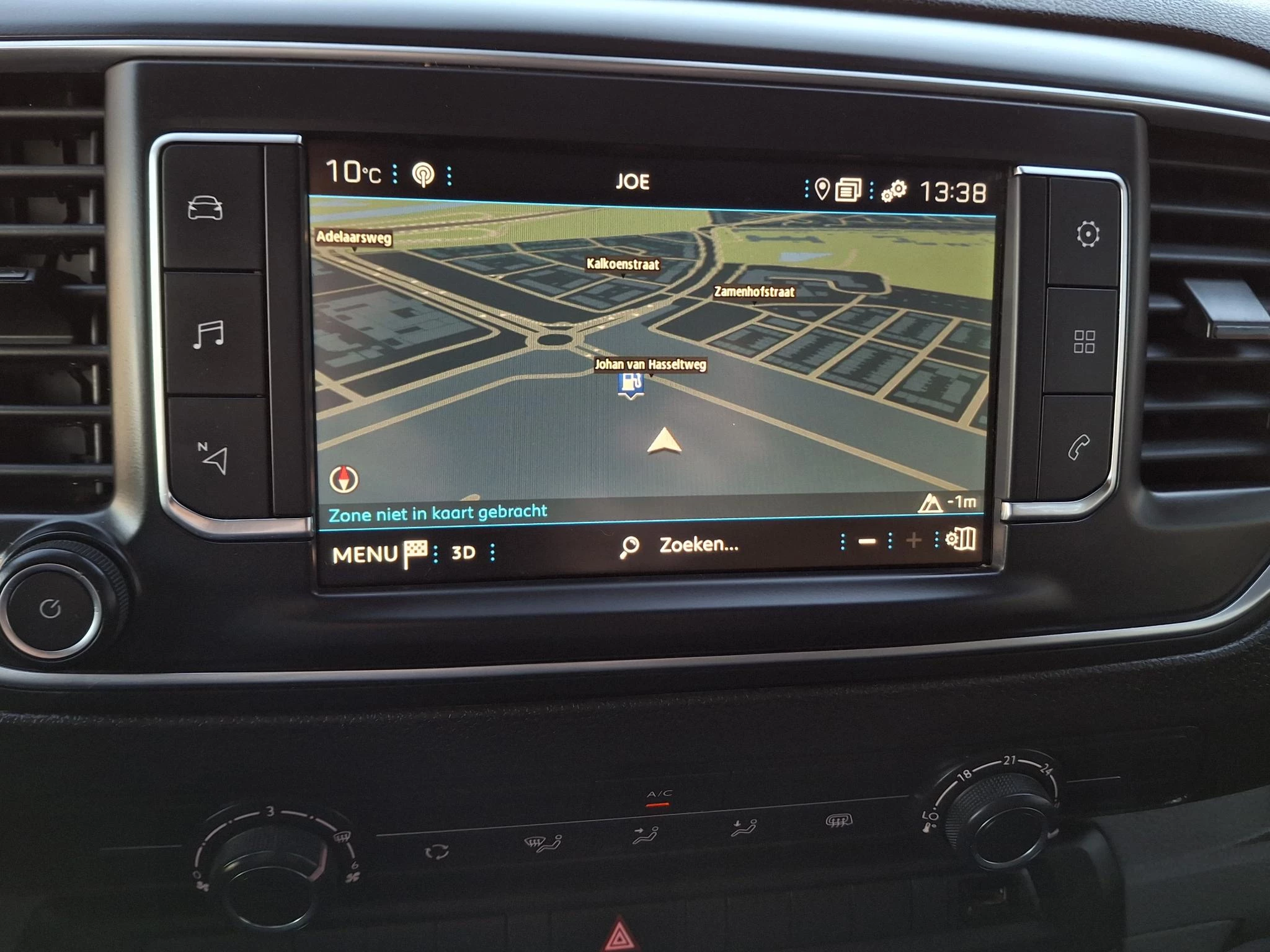 Peugeot-Expert-image-12