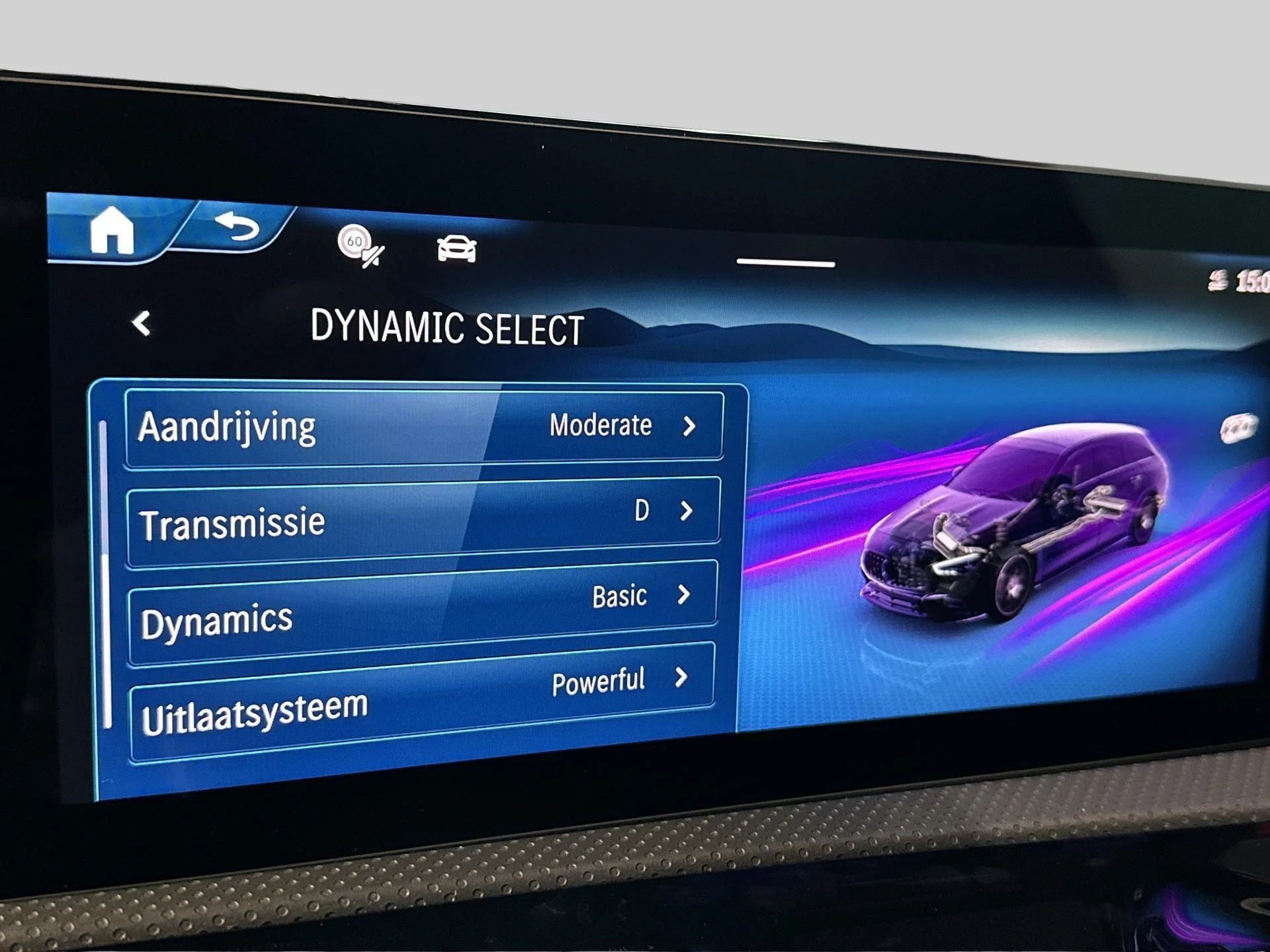 Mercedes-Benz-CLA-image-17