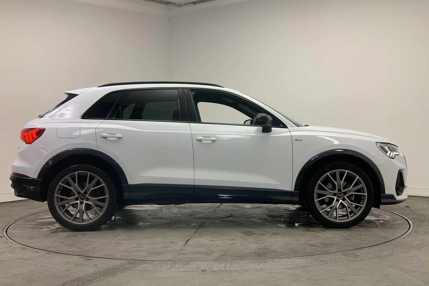 Audi-Q3-image-3