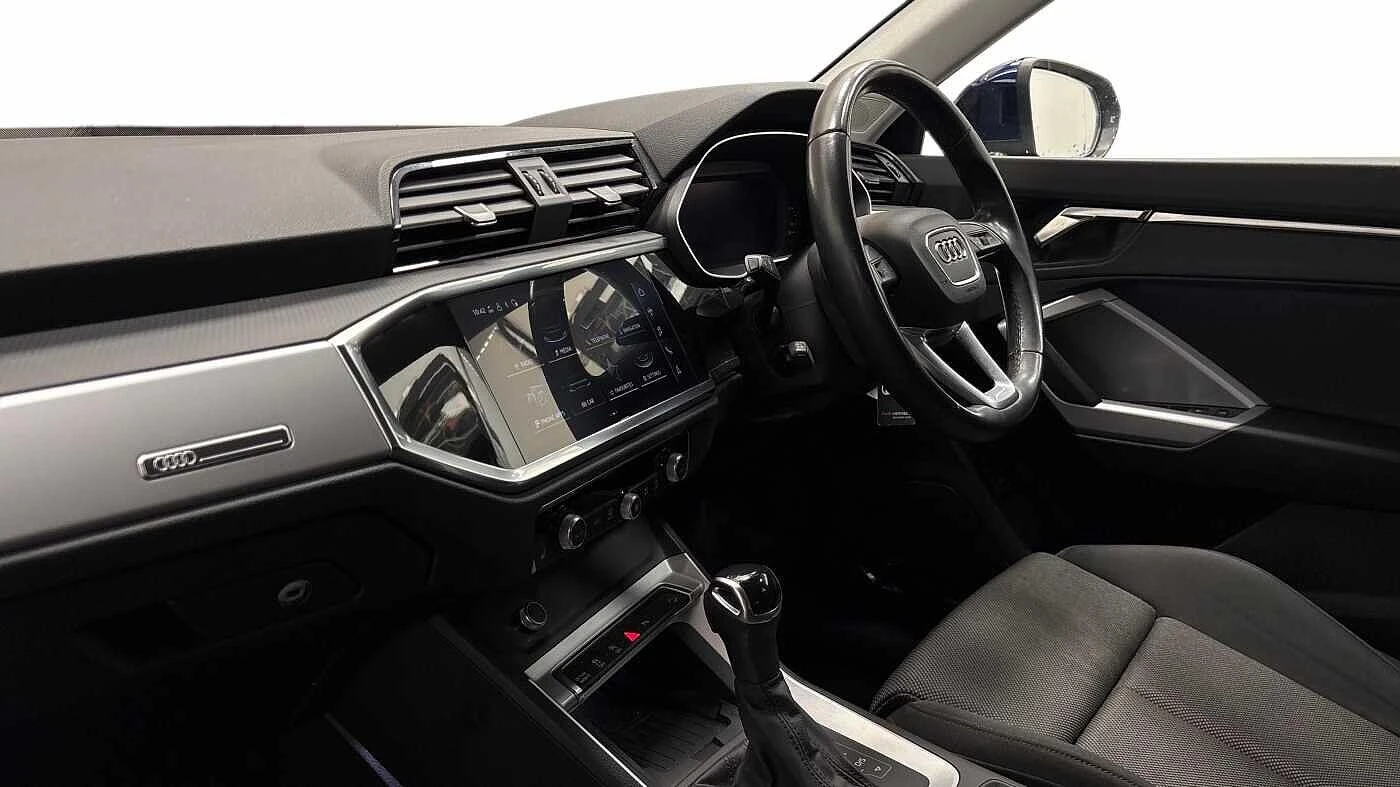 Audi-Q3-image-1