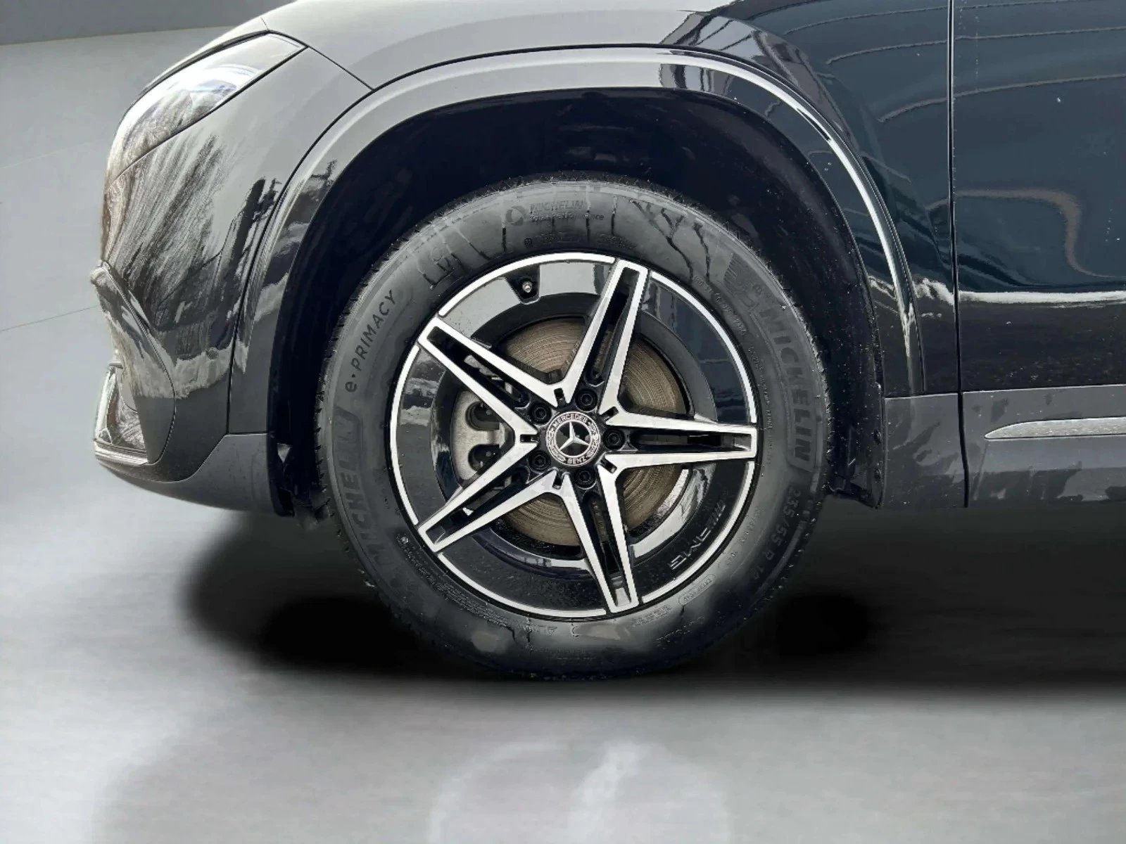 Mercedes-Benz-EQA-image-8