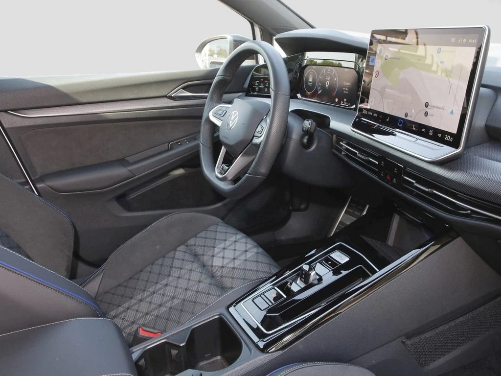 Volkswagen-Golf-image-8