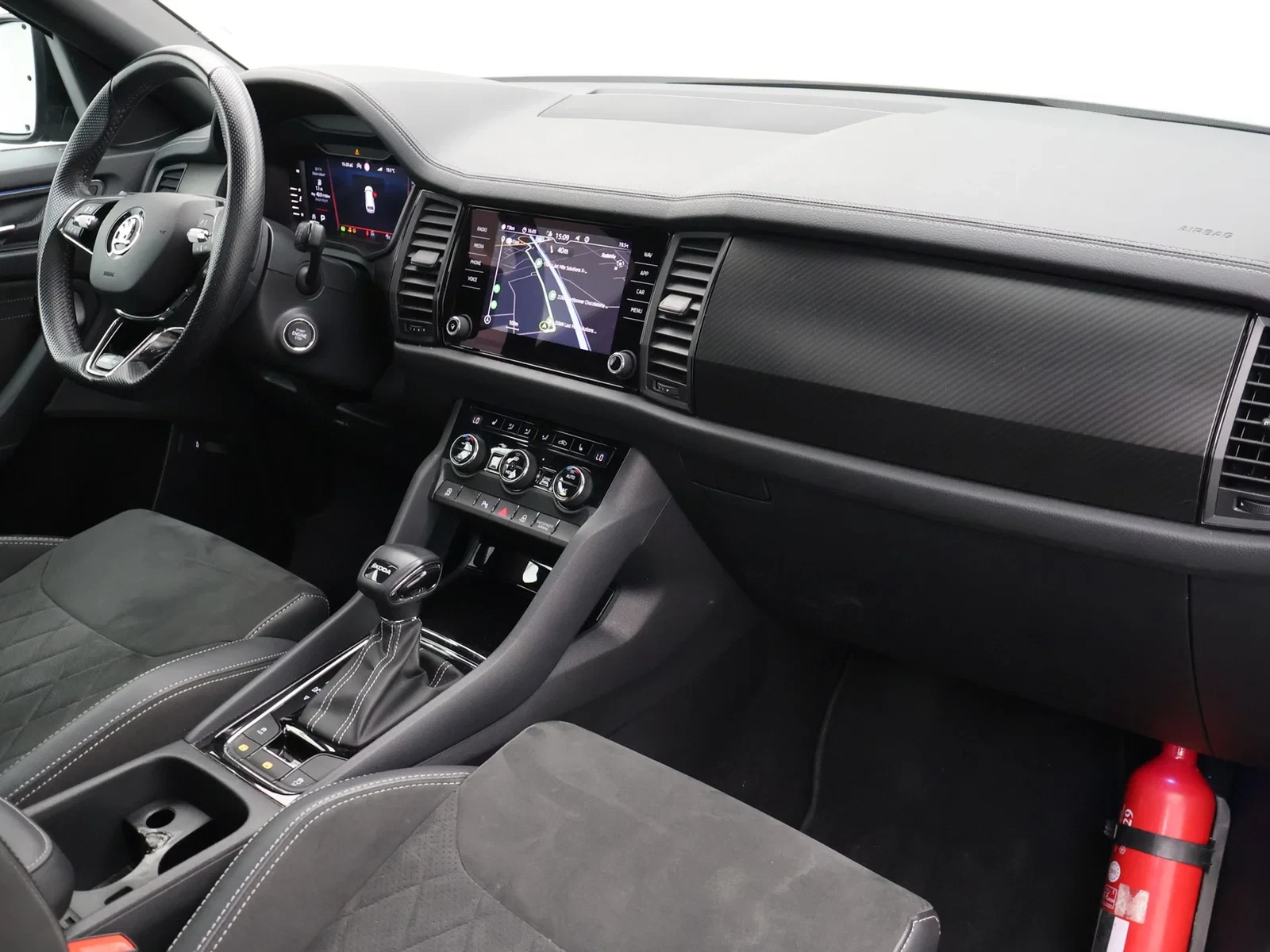 Škoda Kodiaq Kodiaq Sportline 1.5TSI 150PK *AUTOMAAT*7 ZITPLAATSEN*PANODAK*TREKHAAK*LEDER*ALCANTARA*SPORTZETELS*C