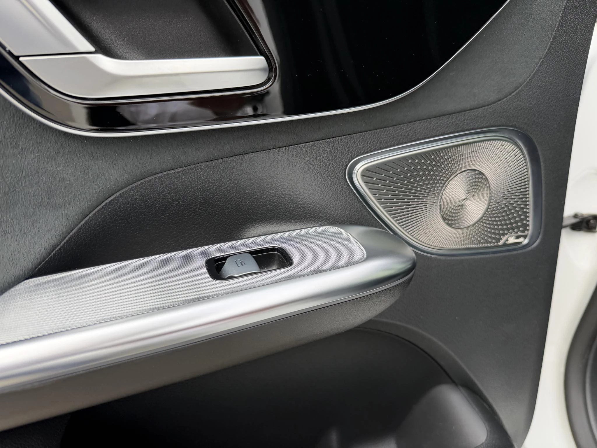 Mercedes-Benz EQE 350 AMG Line + LEDER + DIGITAL LIGHT + BURMESTER + PANO DAK +