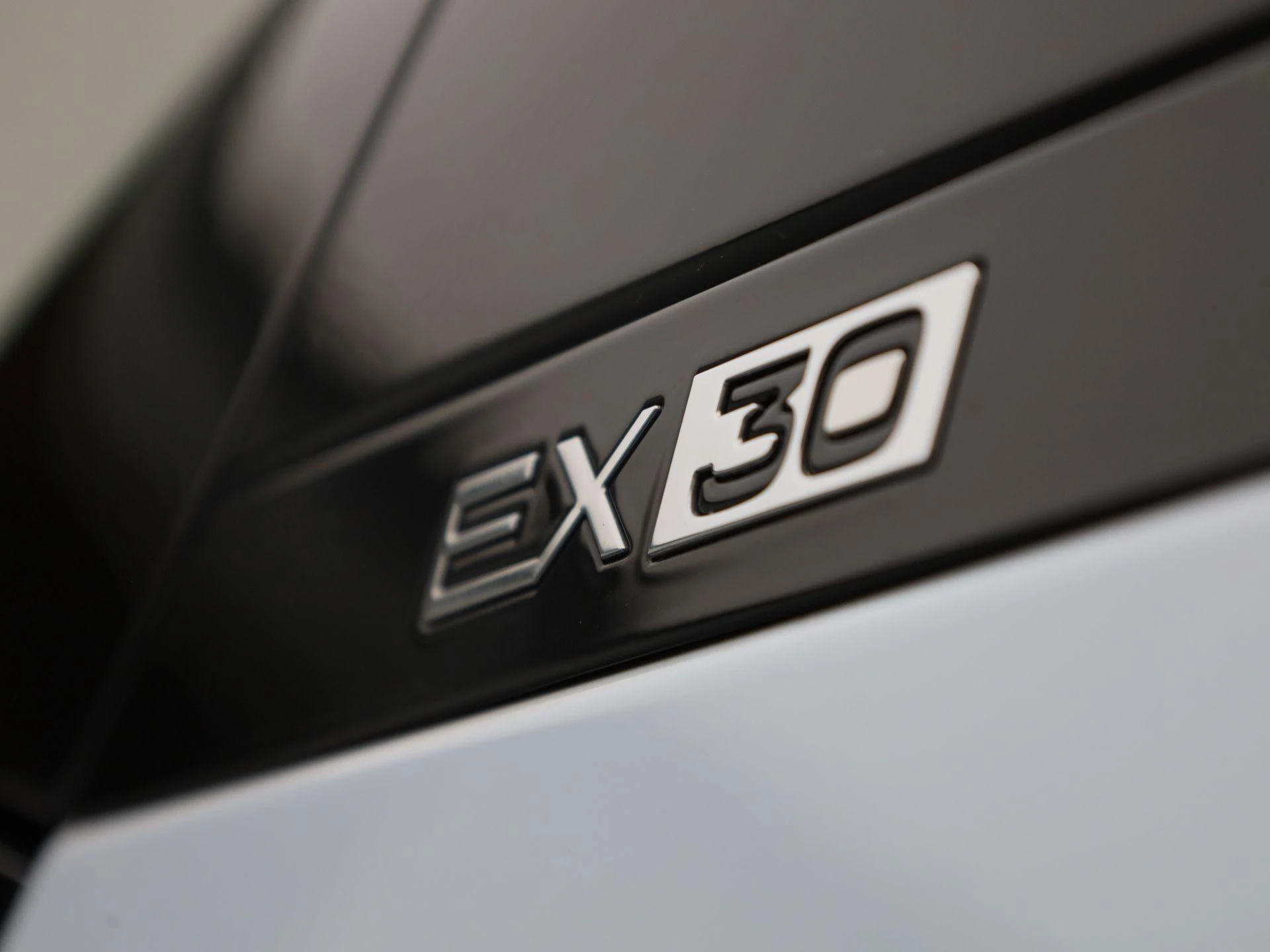 Volvo-EX30-image-35