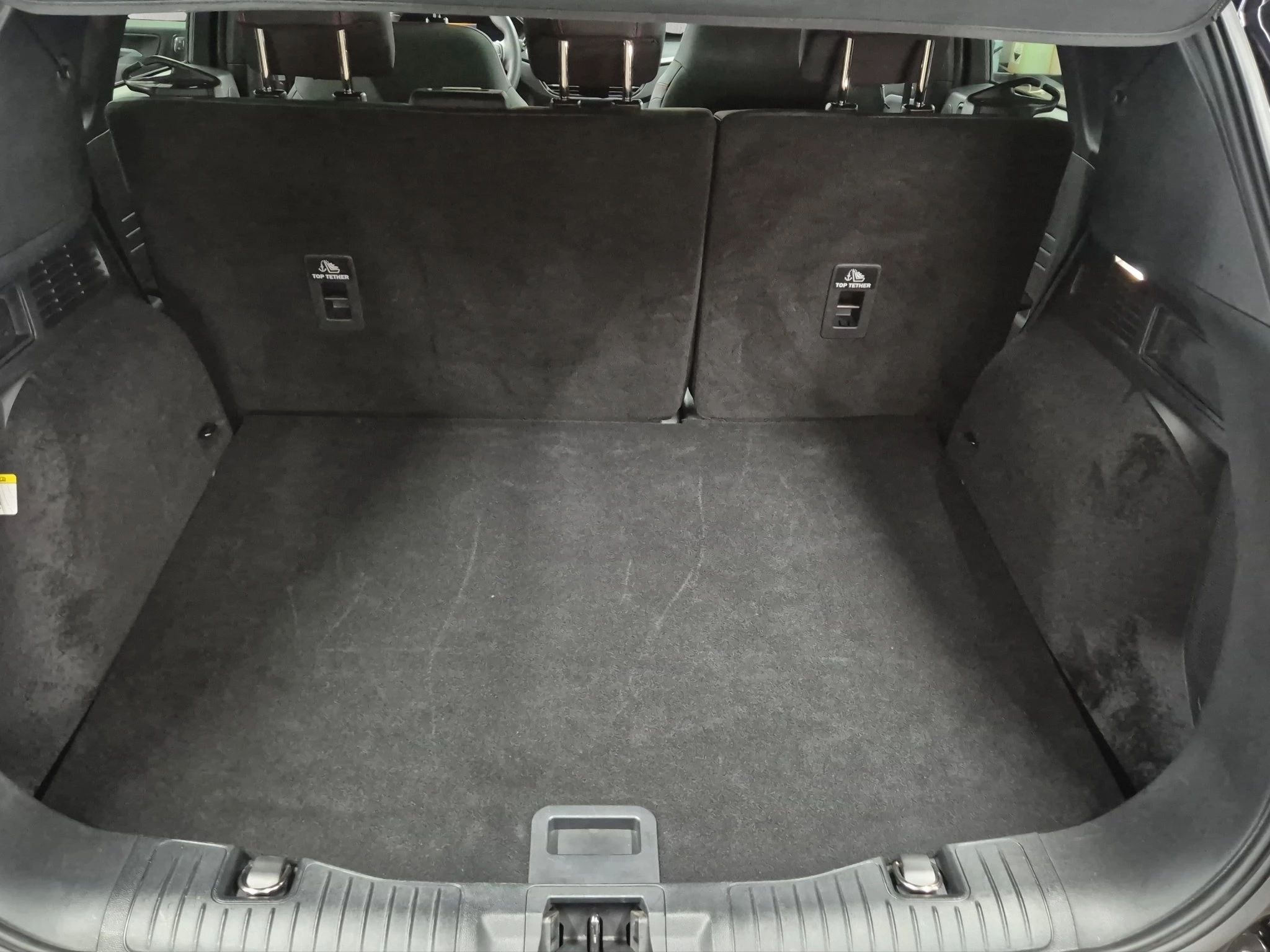 Ford Kuga ST-Line X Aut.*PANO*AHK*360GRAD*LED-MATRIX*NAVI*GRA*WINTER-PKT..