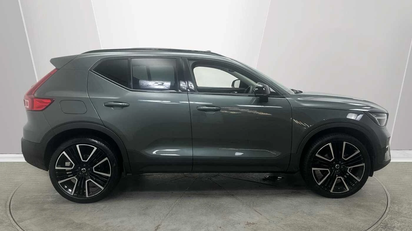 Volvo-XC40-image-3