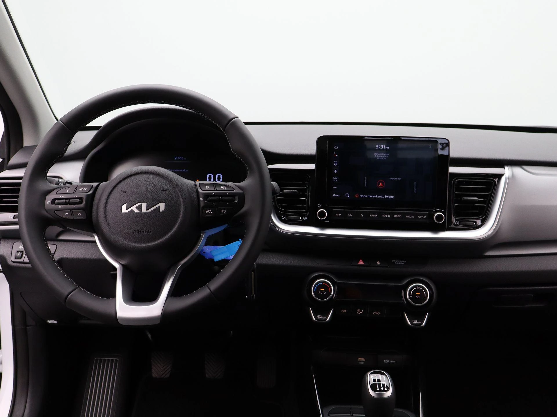 Kia-Stonic-image-6