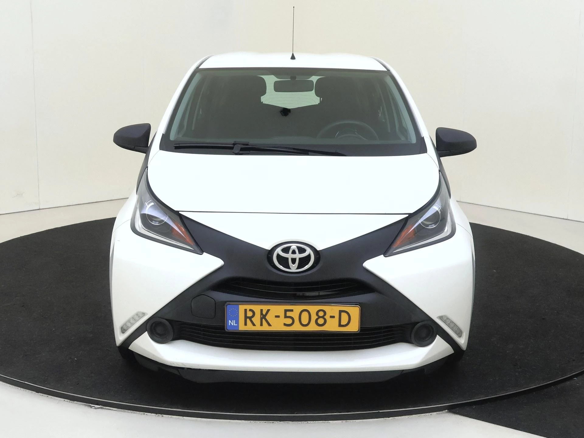 Toyota-Aygo-image-6