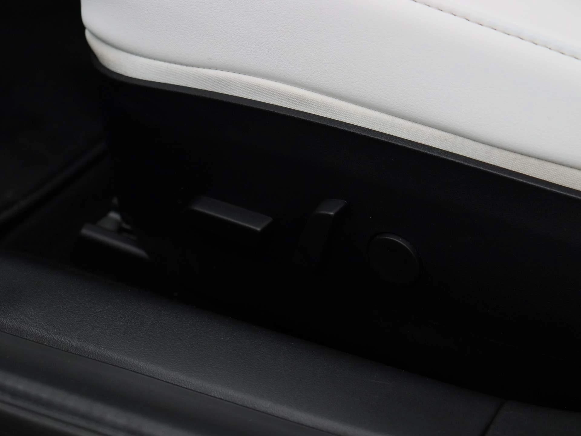 Tesla Model 3 Long Range AWD 75 kWh