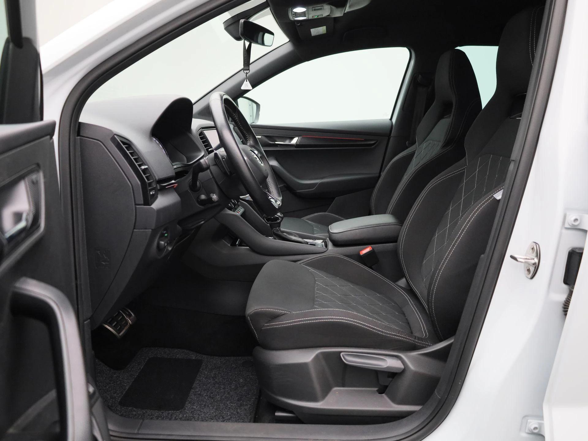 Škoda-Karoq-image-10