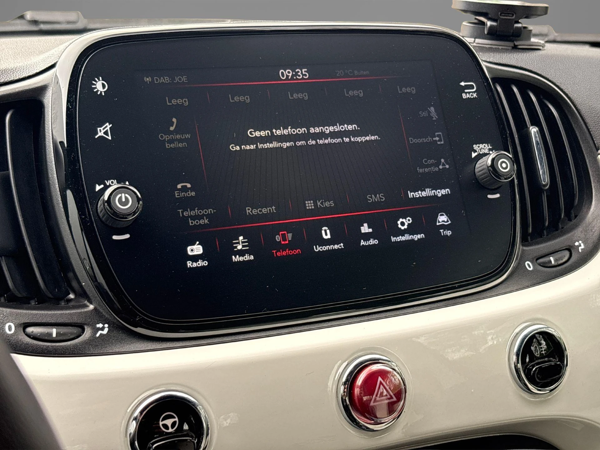 Fiat-500C-image-13