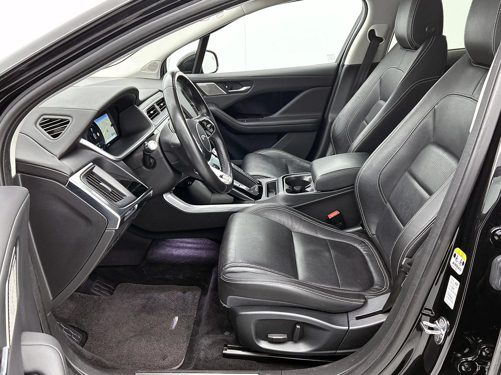 Jaguar-I-PACE-image-9