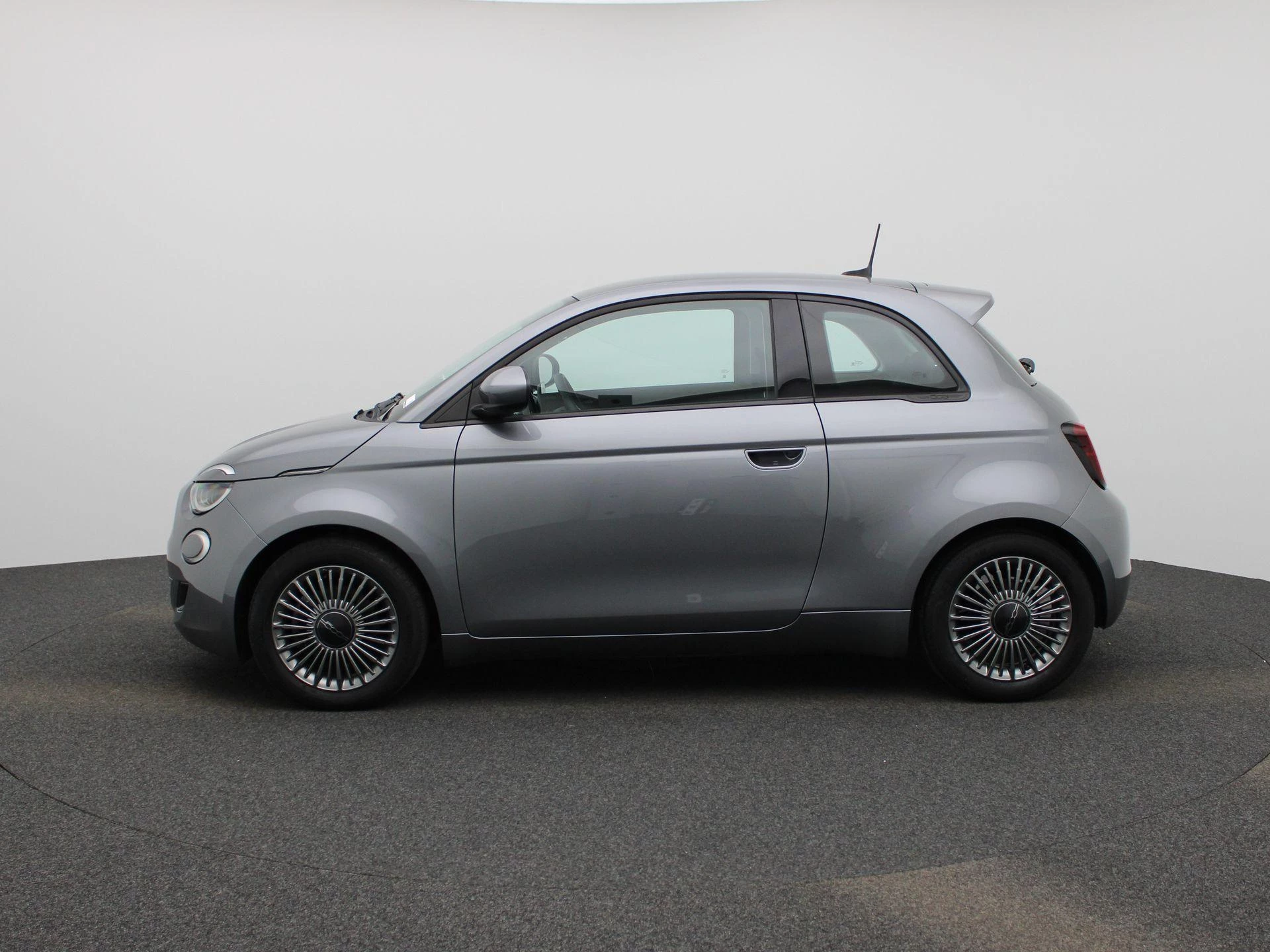 Fiat-500e-image-3
