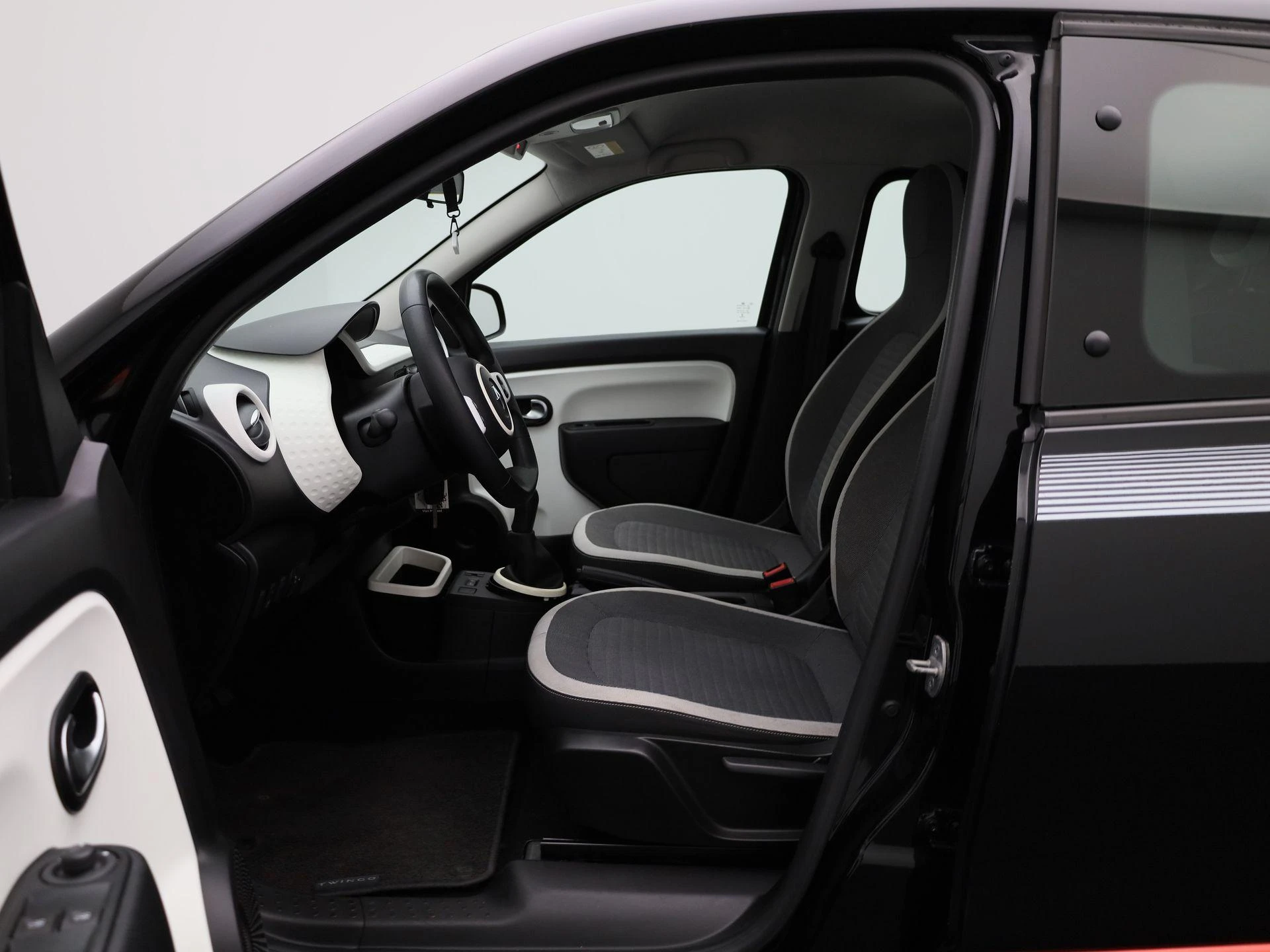 Renault-Twingo-image-8