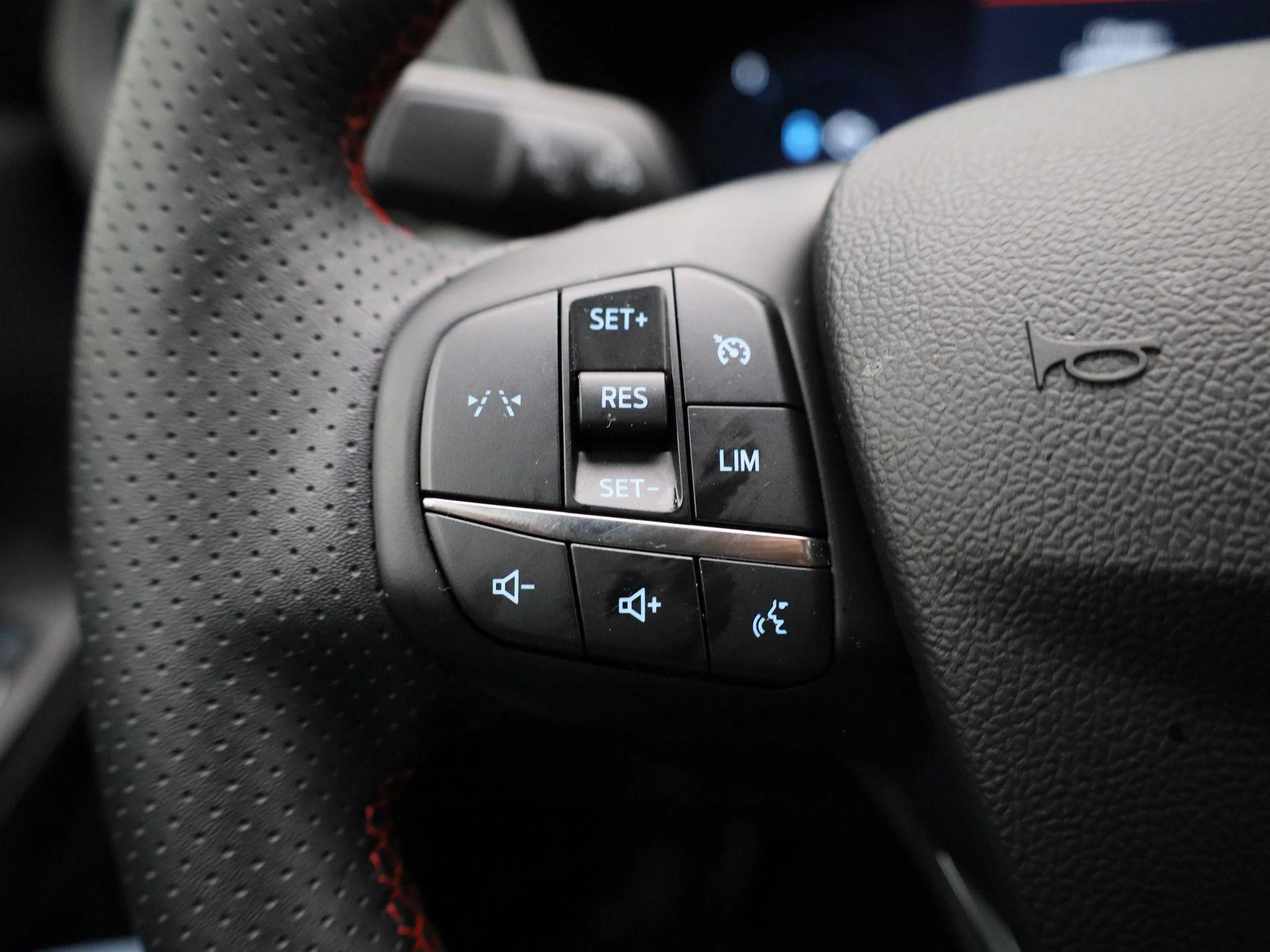 Ford-Kuga-image-20