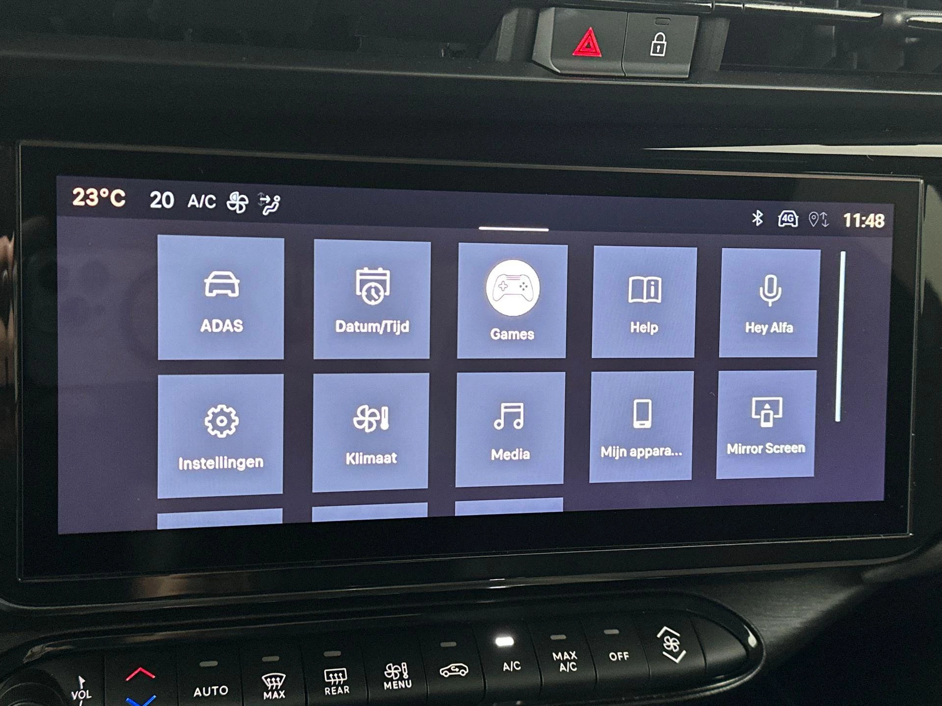 Alfa Romeo Junior 1.2 Turbo Hybrid Ibrida Speciale