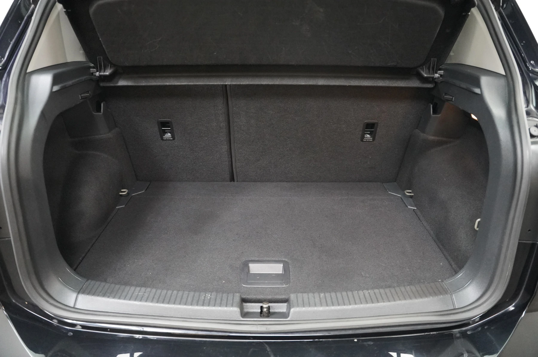 Volkswagen-T-Cross-image-11