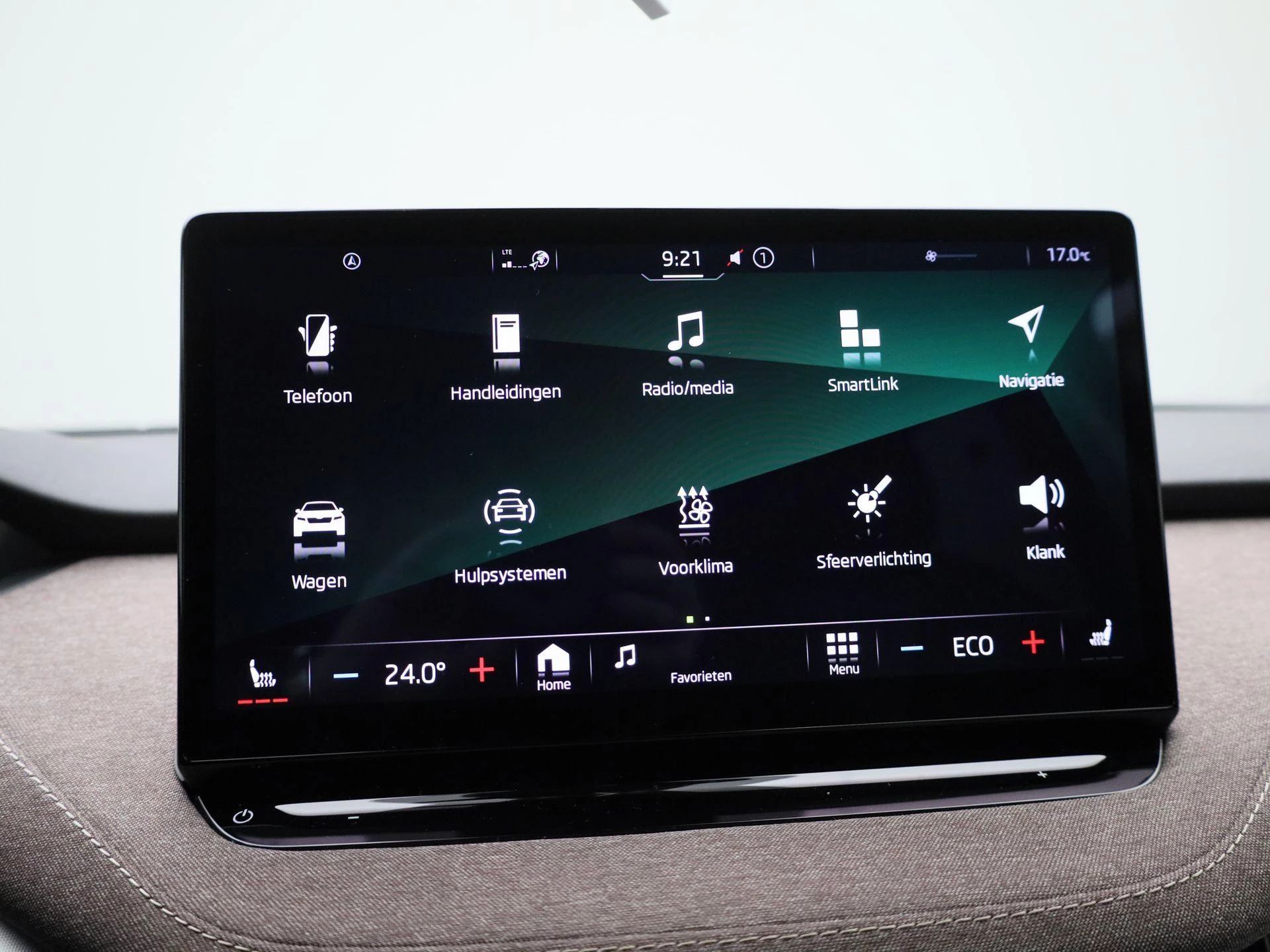 Škoda-Enyaq iV-image-21