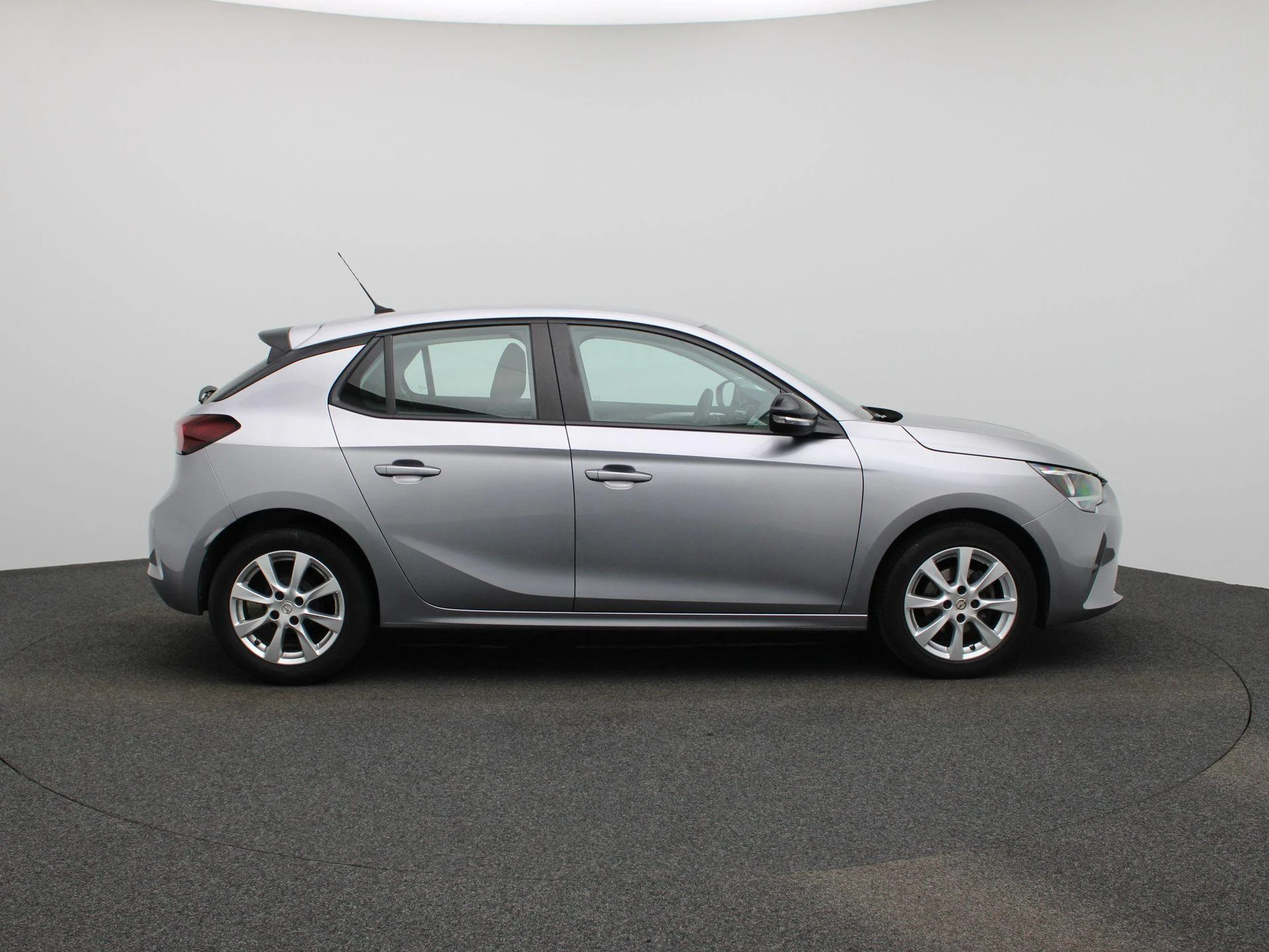 Opel-Corsa-image-5