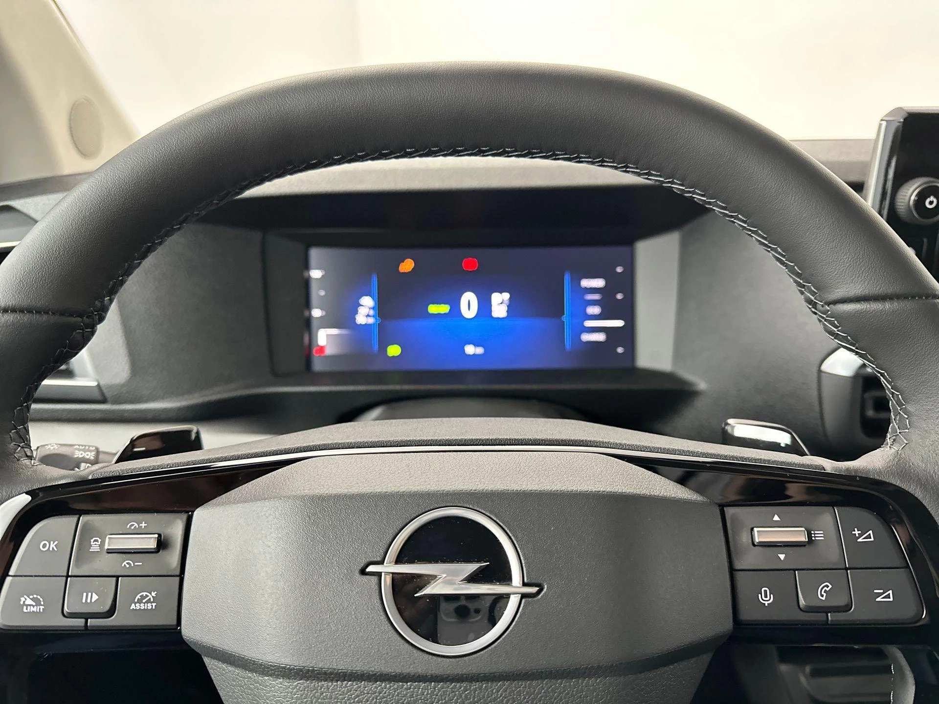 Opel-Vivaro-e-image-9