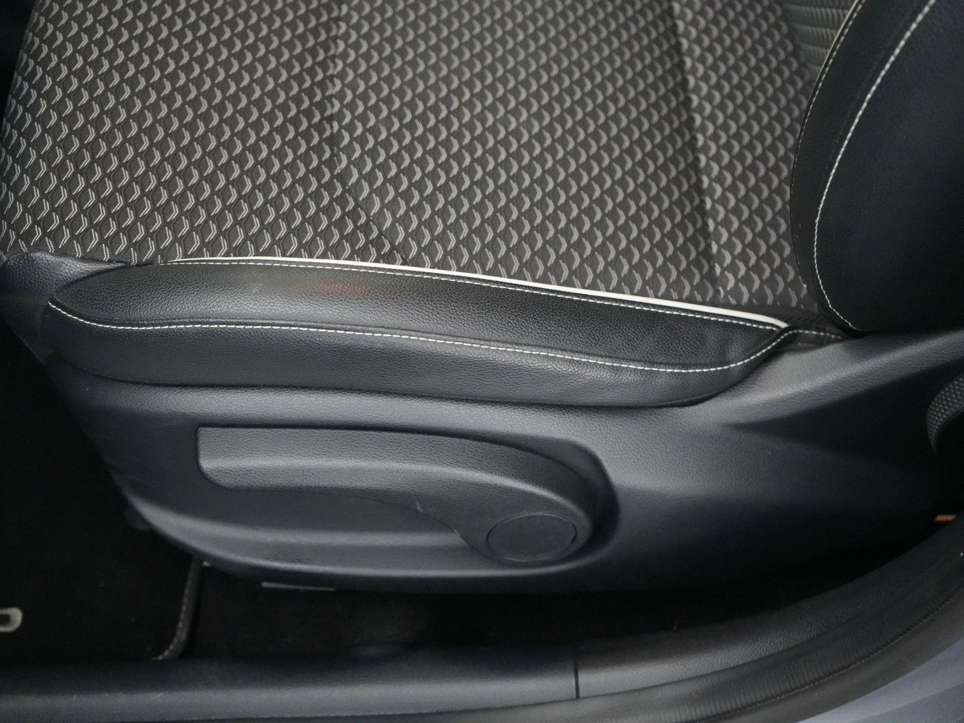 Kia-cee'd-image-17