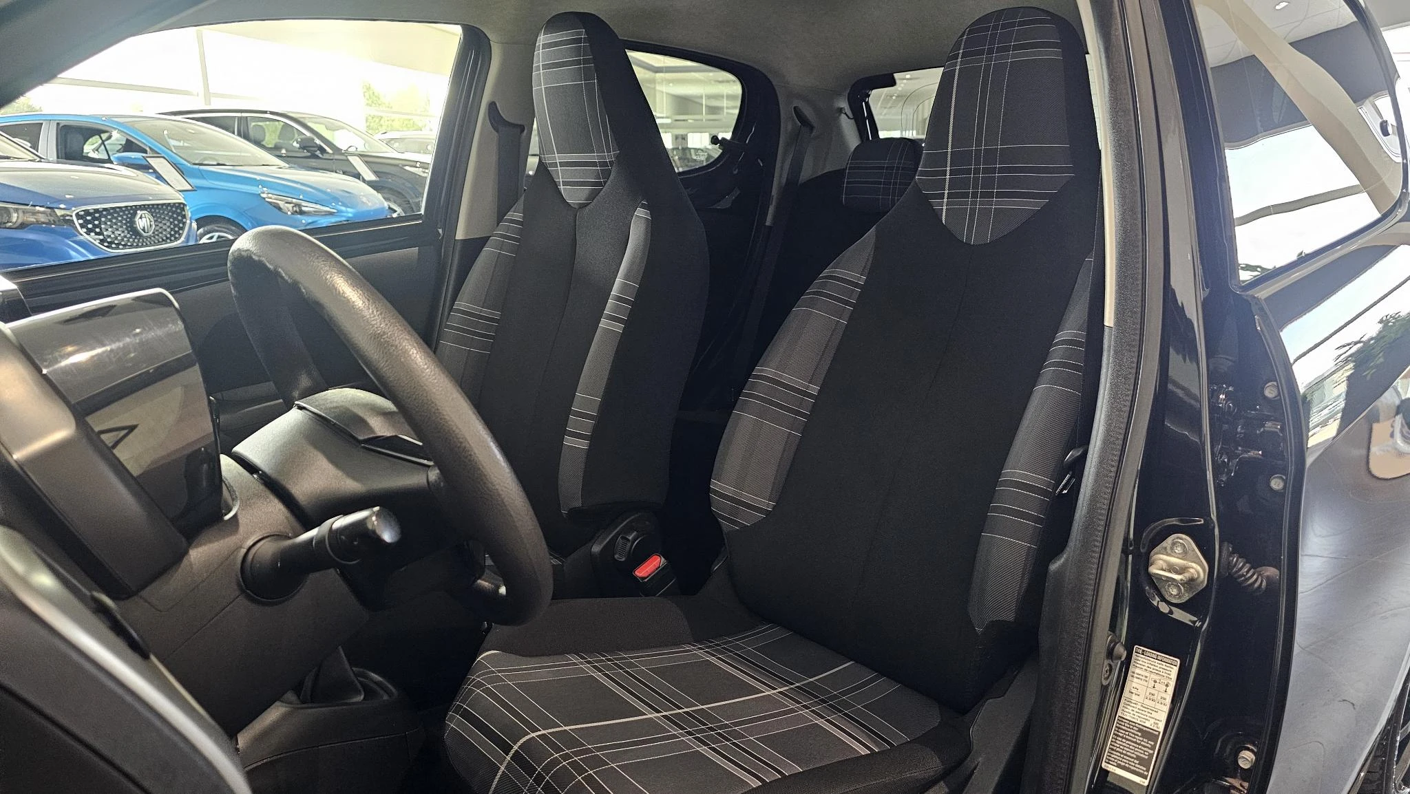 Peugeot-108-image-8