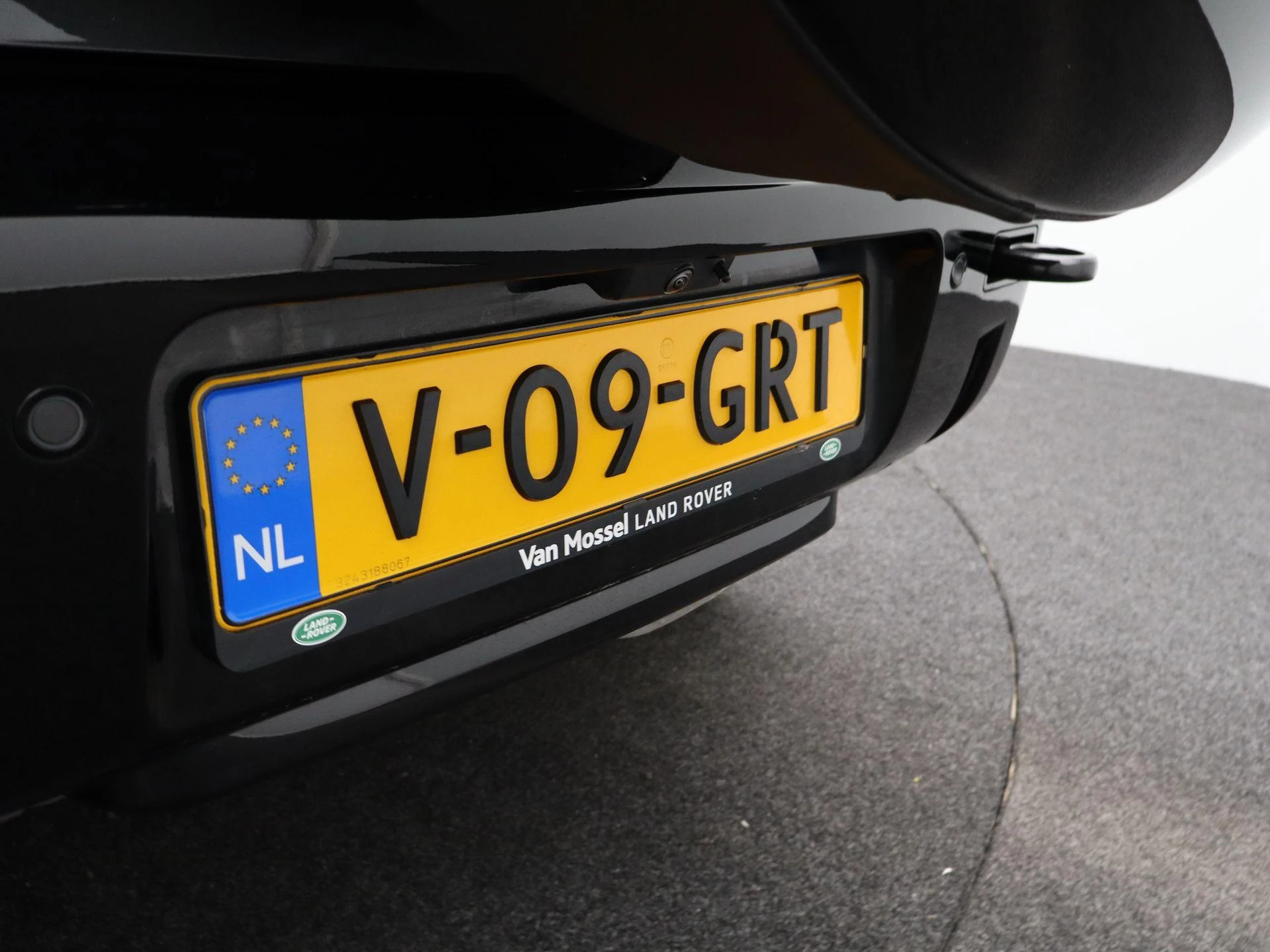 Land Rover-Defender-image-40