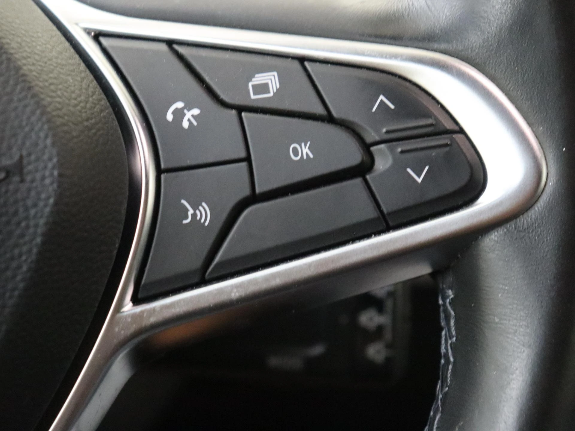 Renault-Clio-image-12