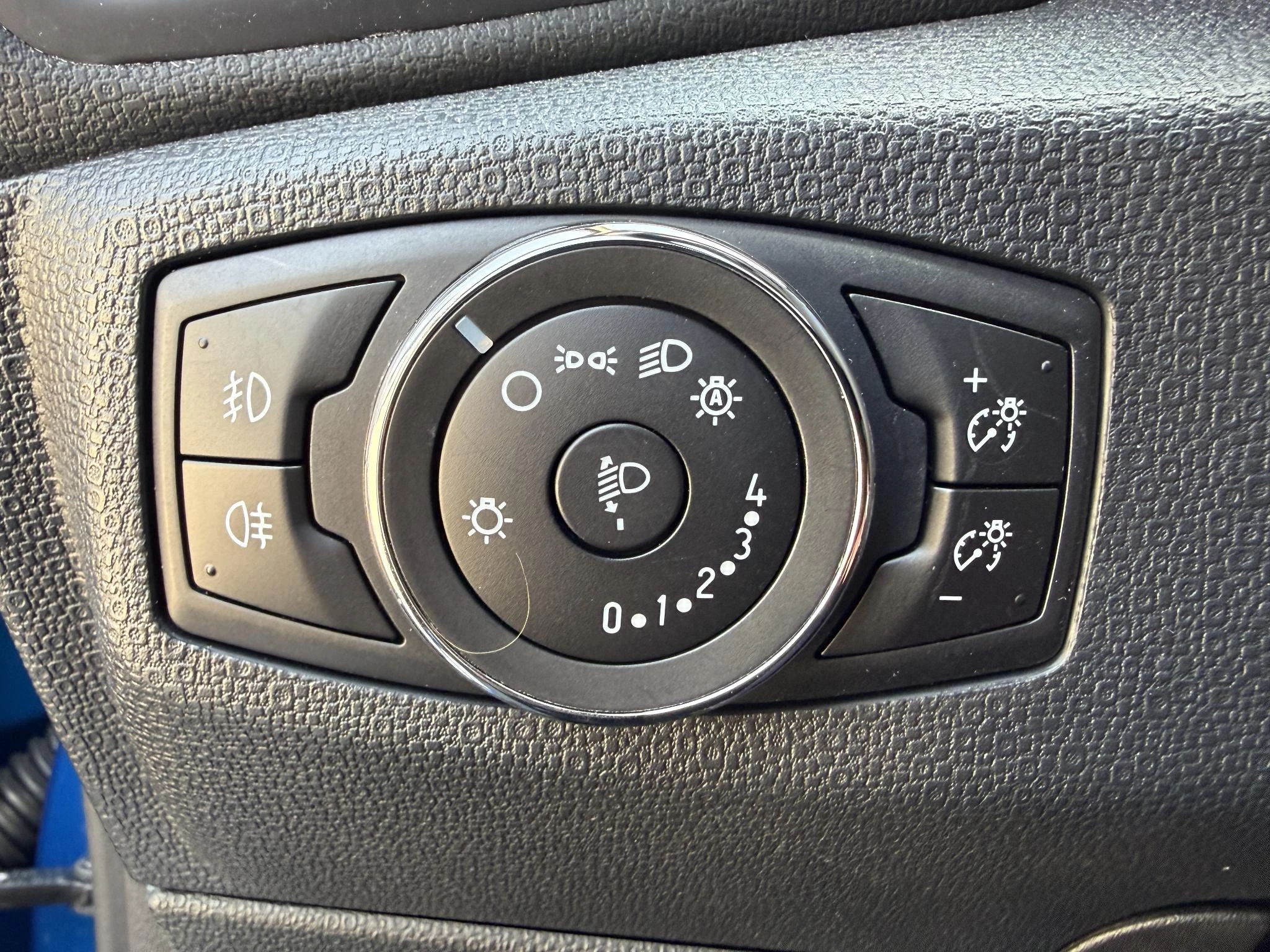 Ford-EcoSport-image-17