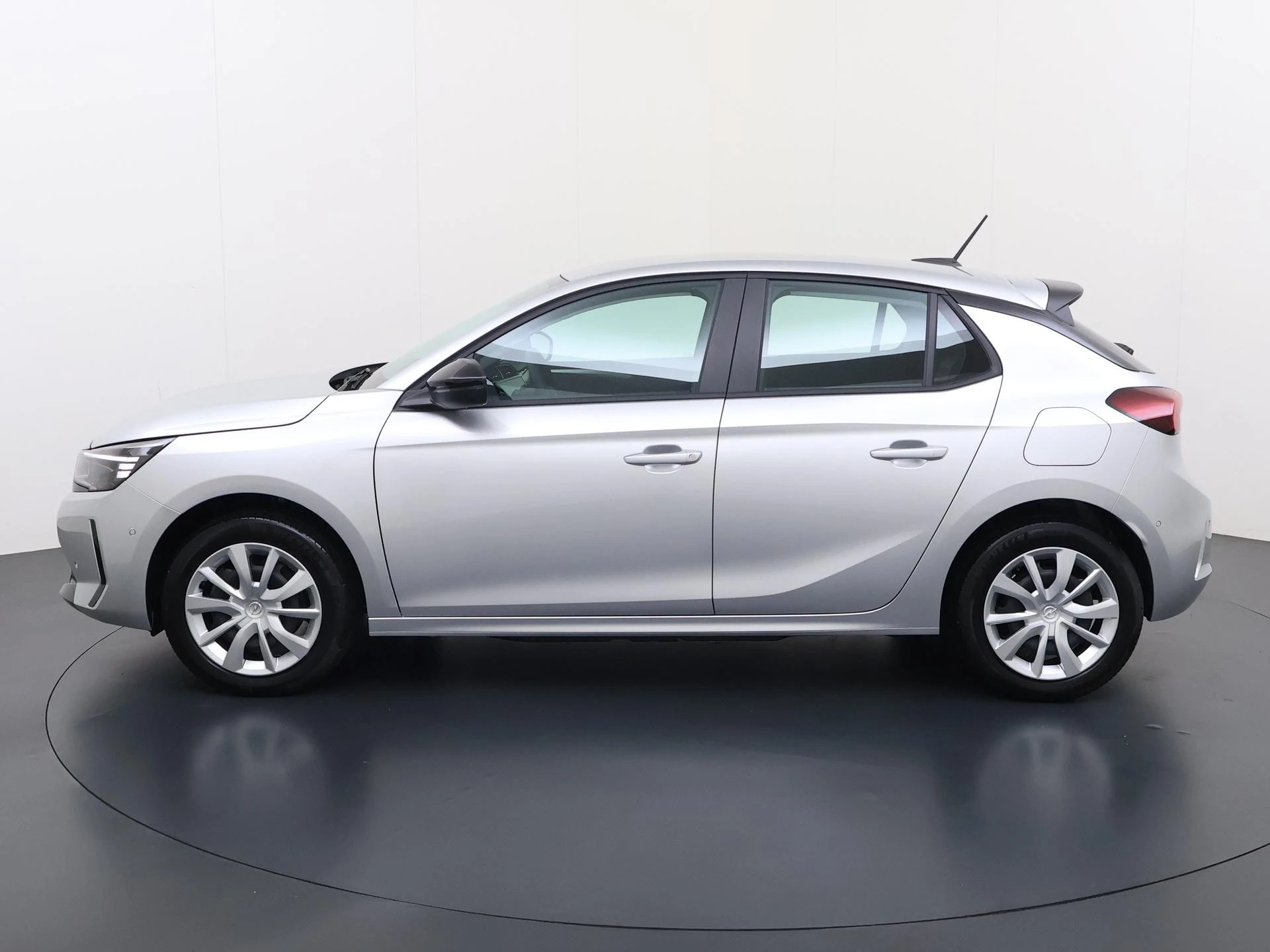 Opel-Corsa-e-image-1