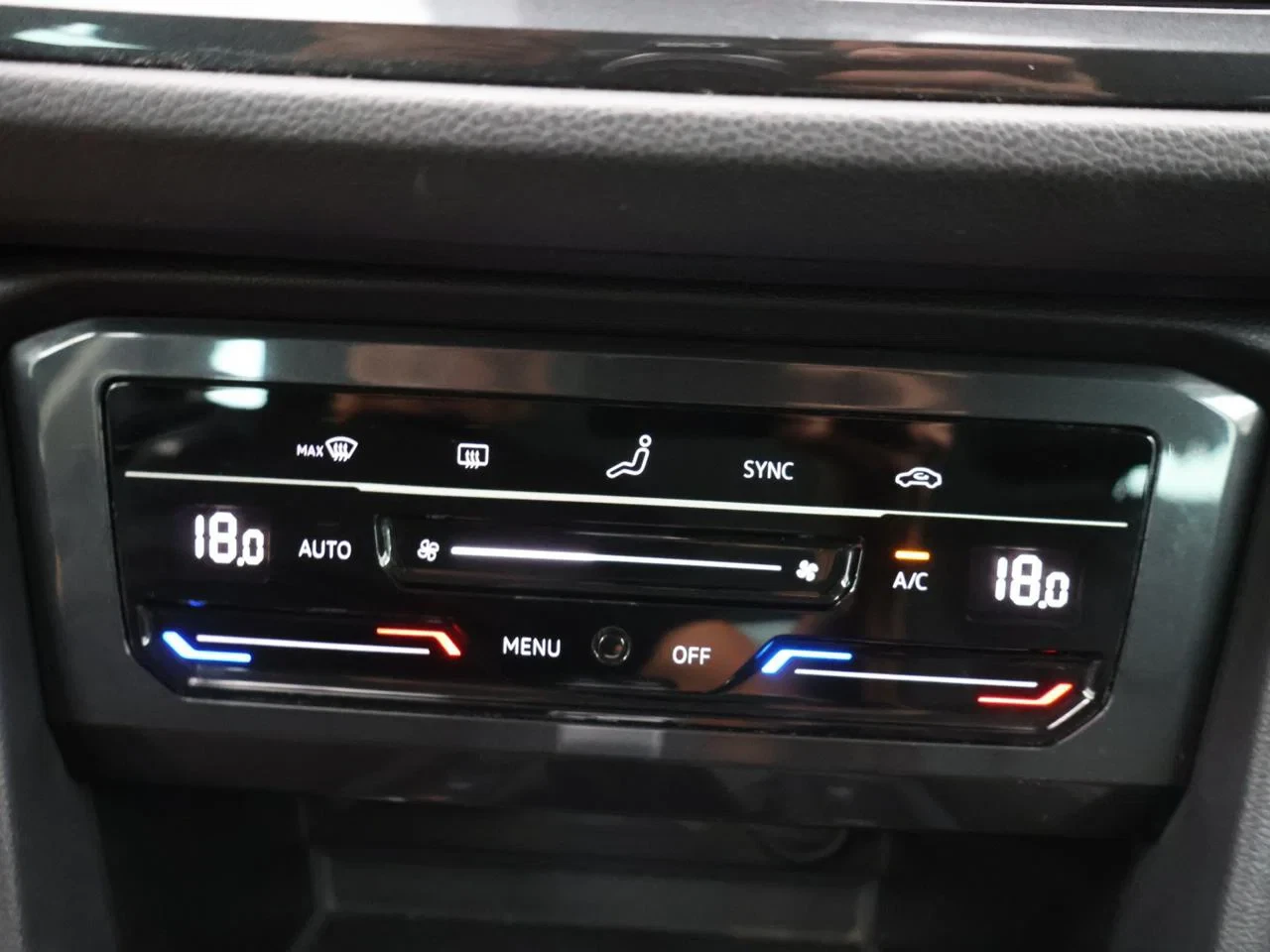 Volkswagen-Tiguan-image-14