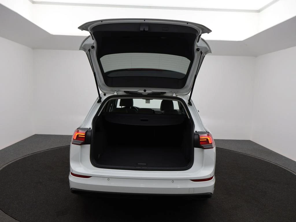 Volkswagen Golf VIII SW Golf 1.0eTSI Life 110PK *AUTOMAAT*LANE-ASSIST*ACC*PDC*APP-CONNECT*...*