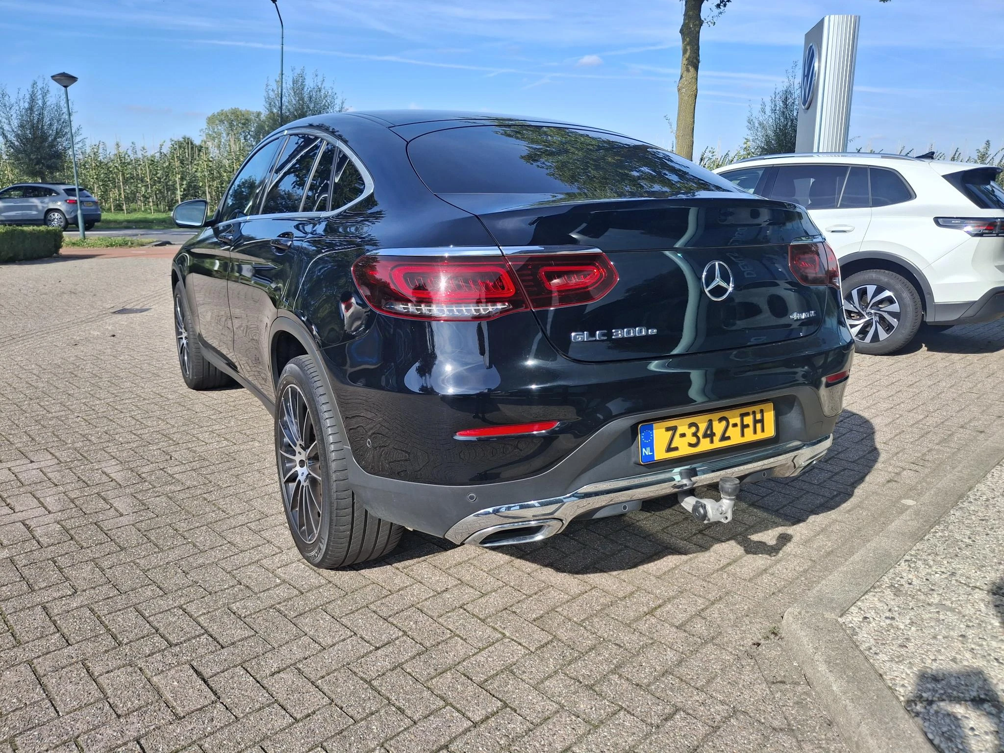Mercedes-Benz-GLC-image-5