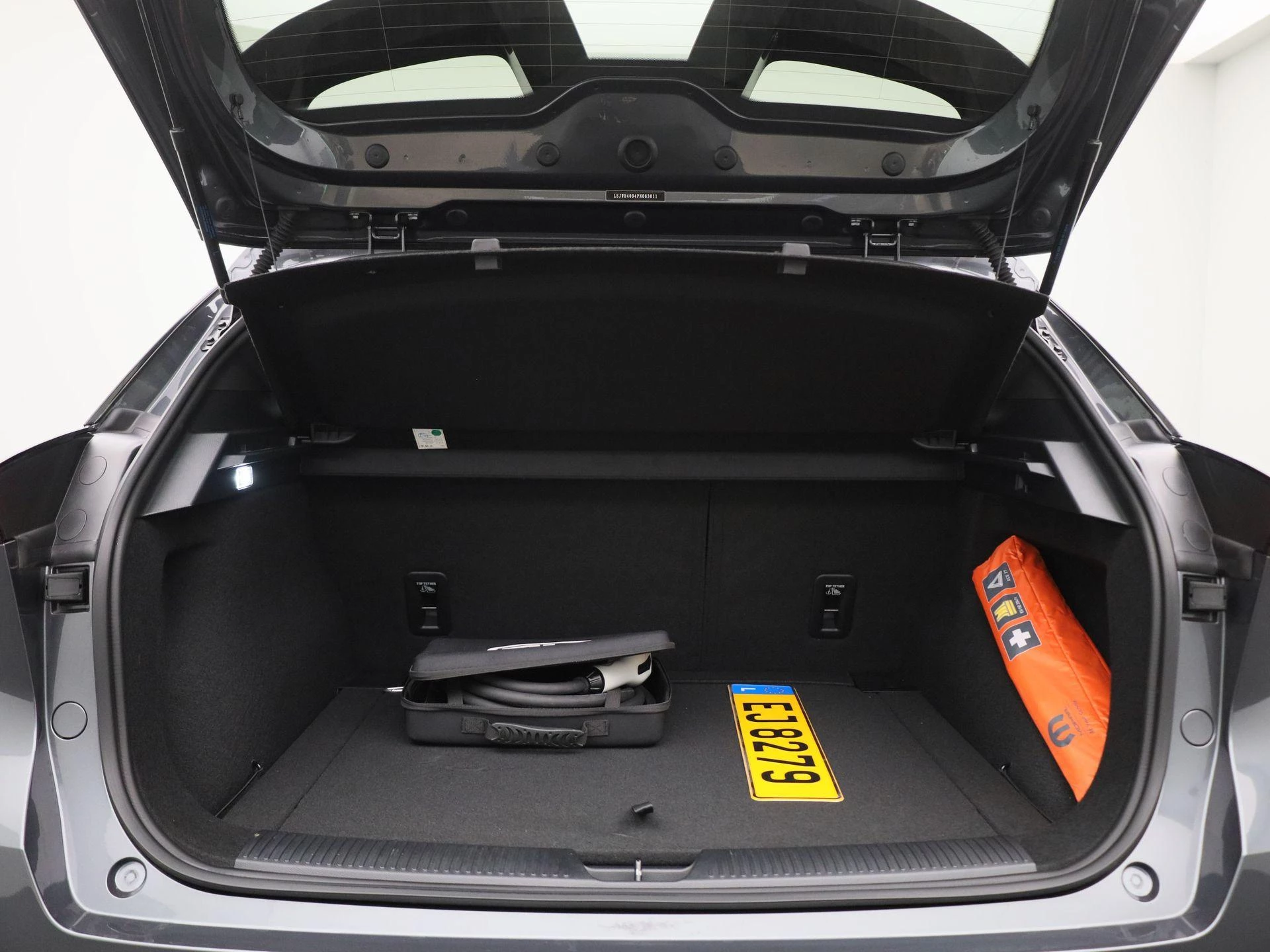 MG 4 Long Range Luxury 64 kWh