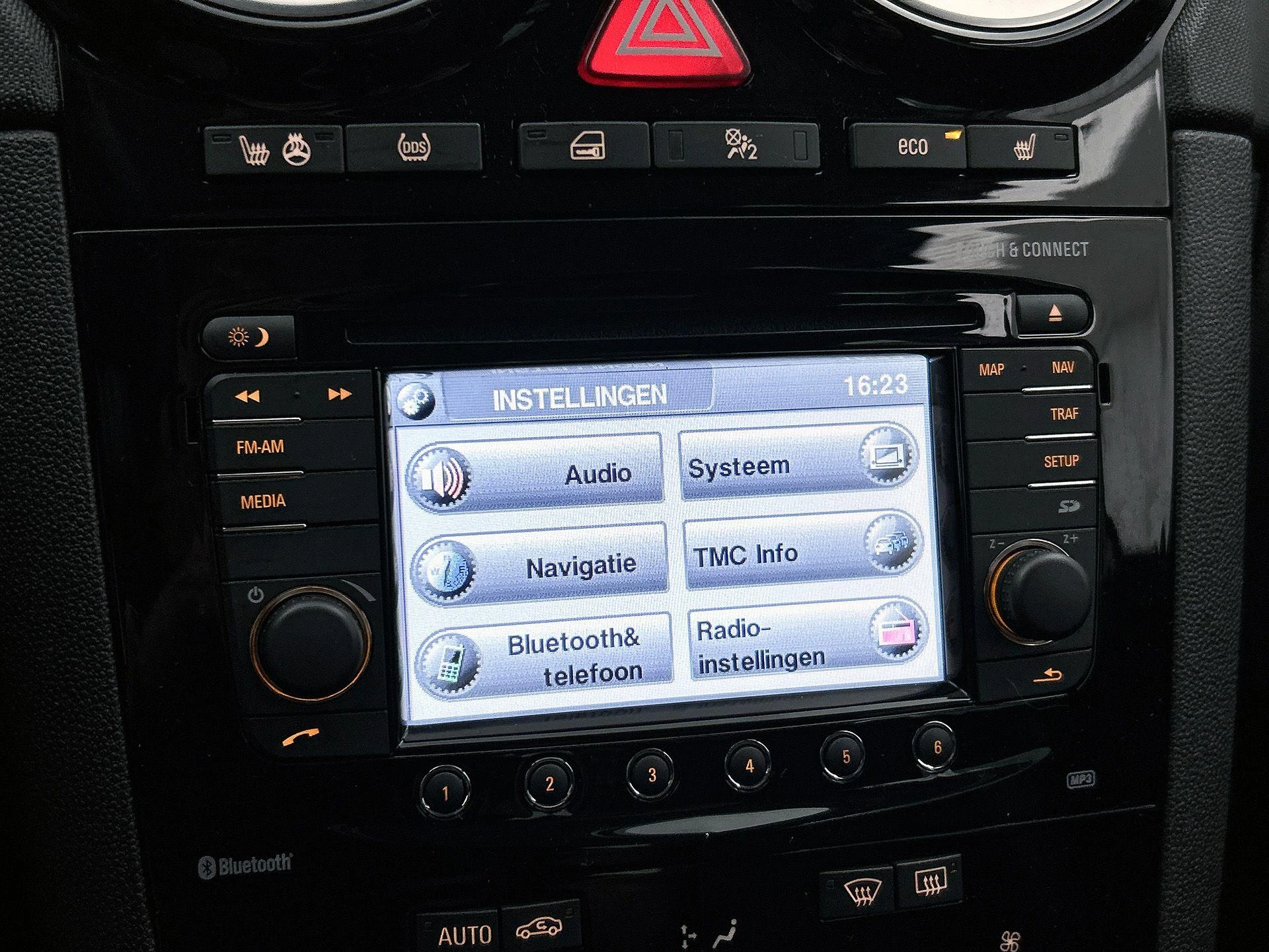 Opel-Corsa-image-9