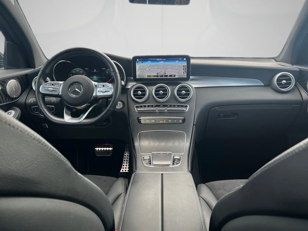 Mercedes-Benz-GLC 400 d-image-11