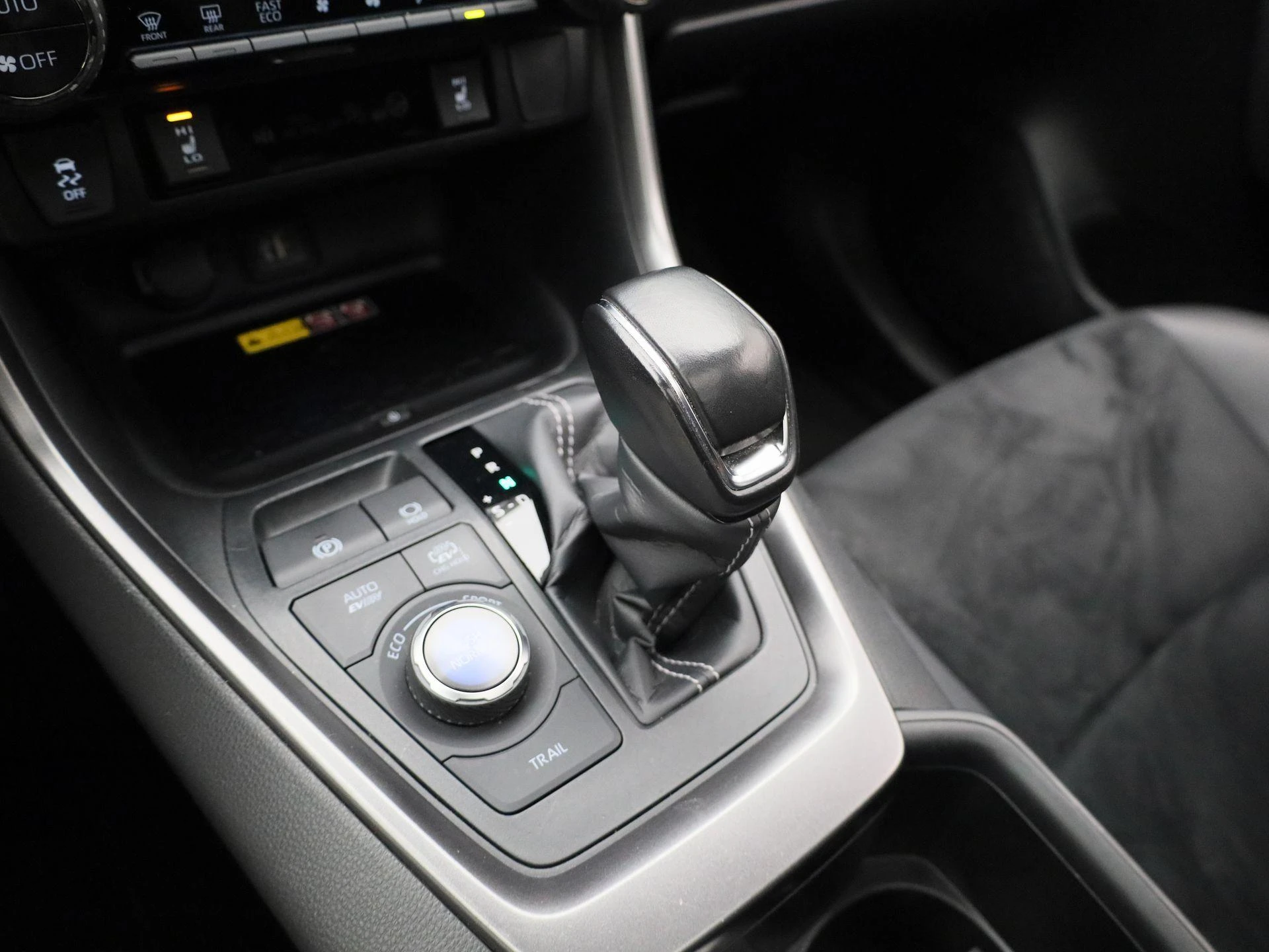 Toyota-RAV4-image-28