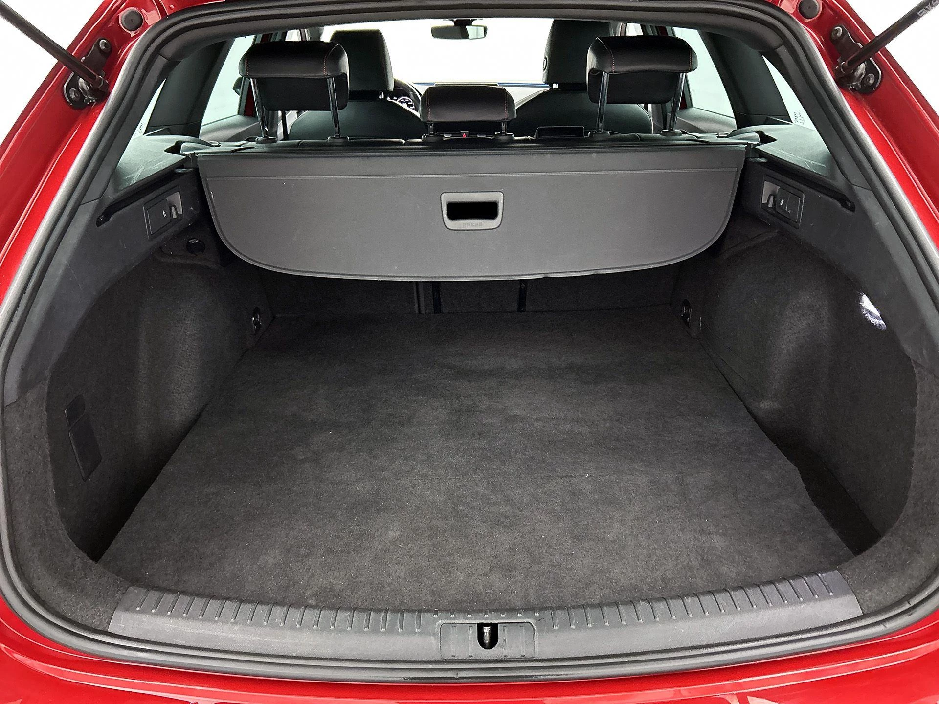 SEAT-Leon-image-20