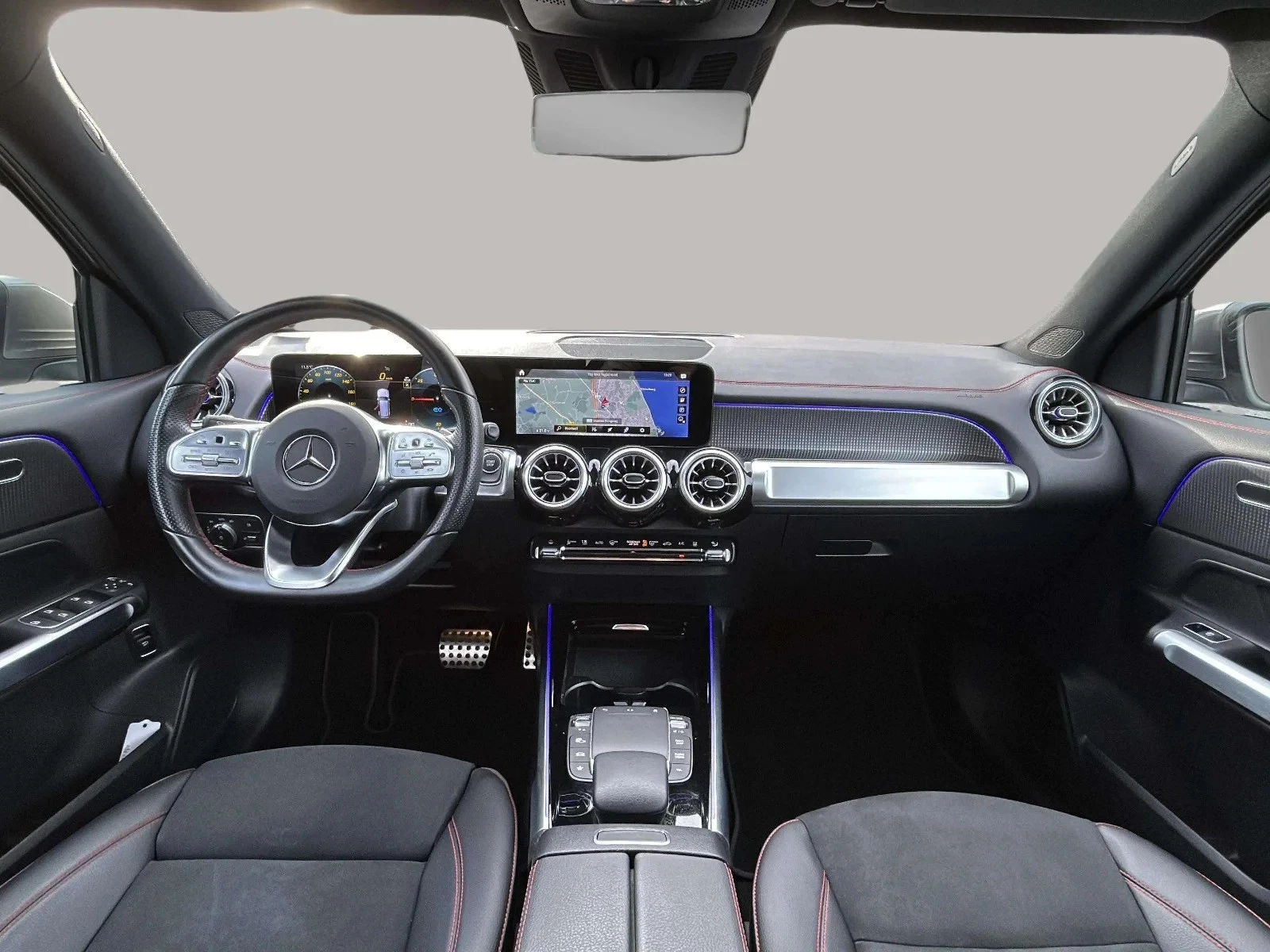 Mercedes-Benz-EQB-image-13