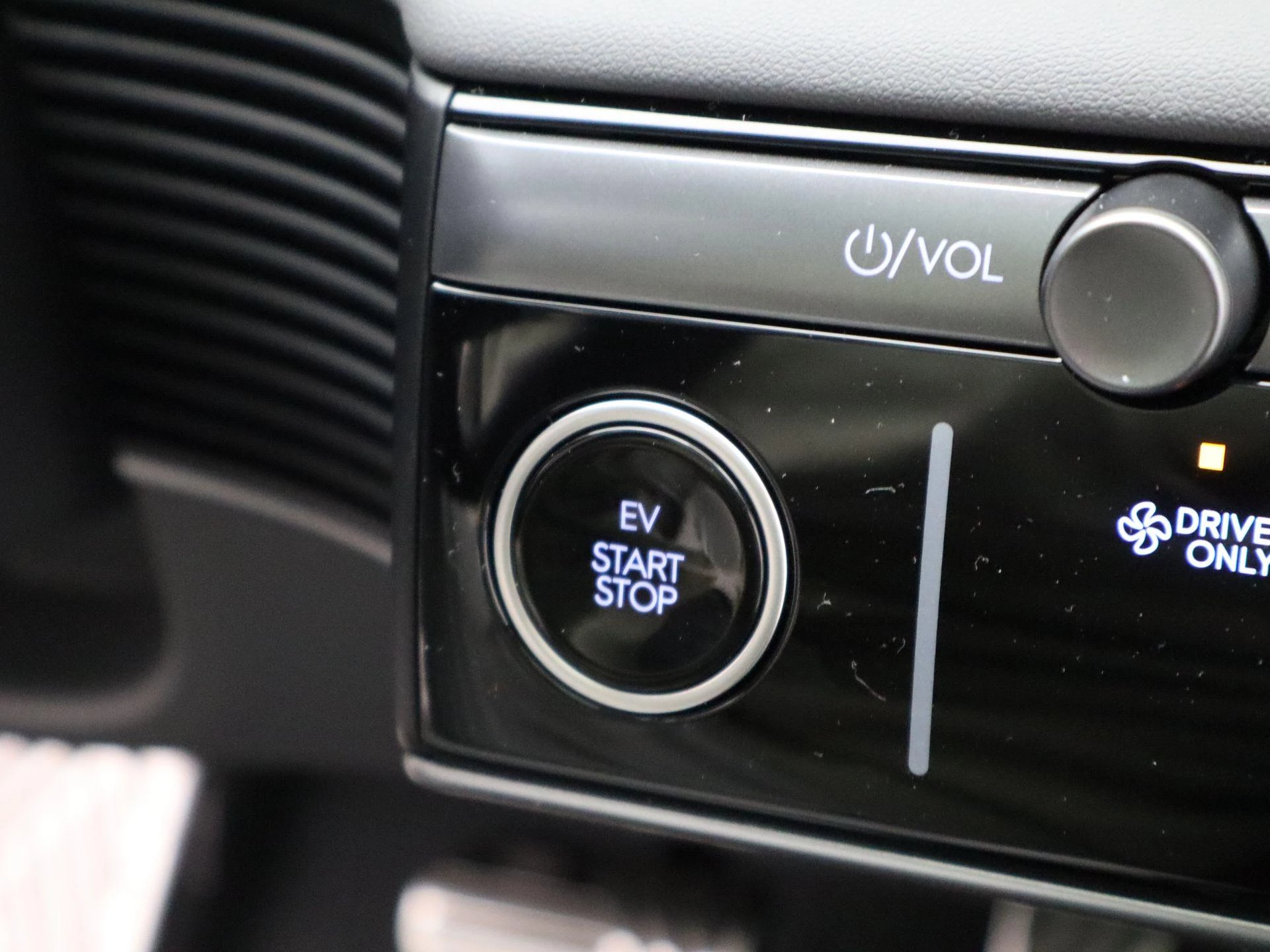 Hyundai-IONIQ 5-image-17