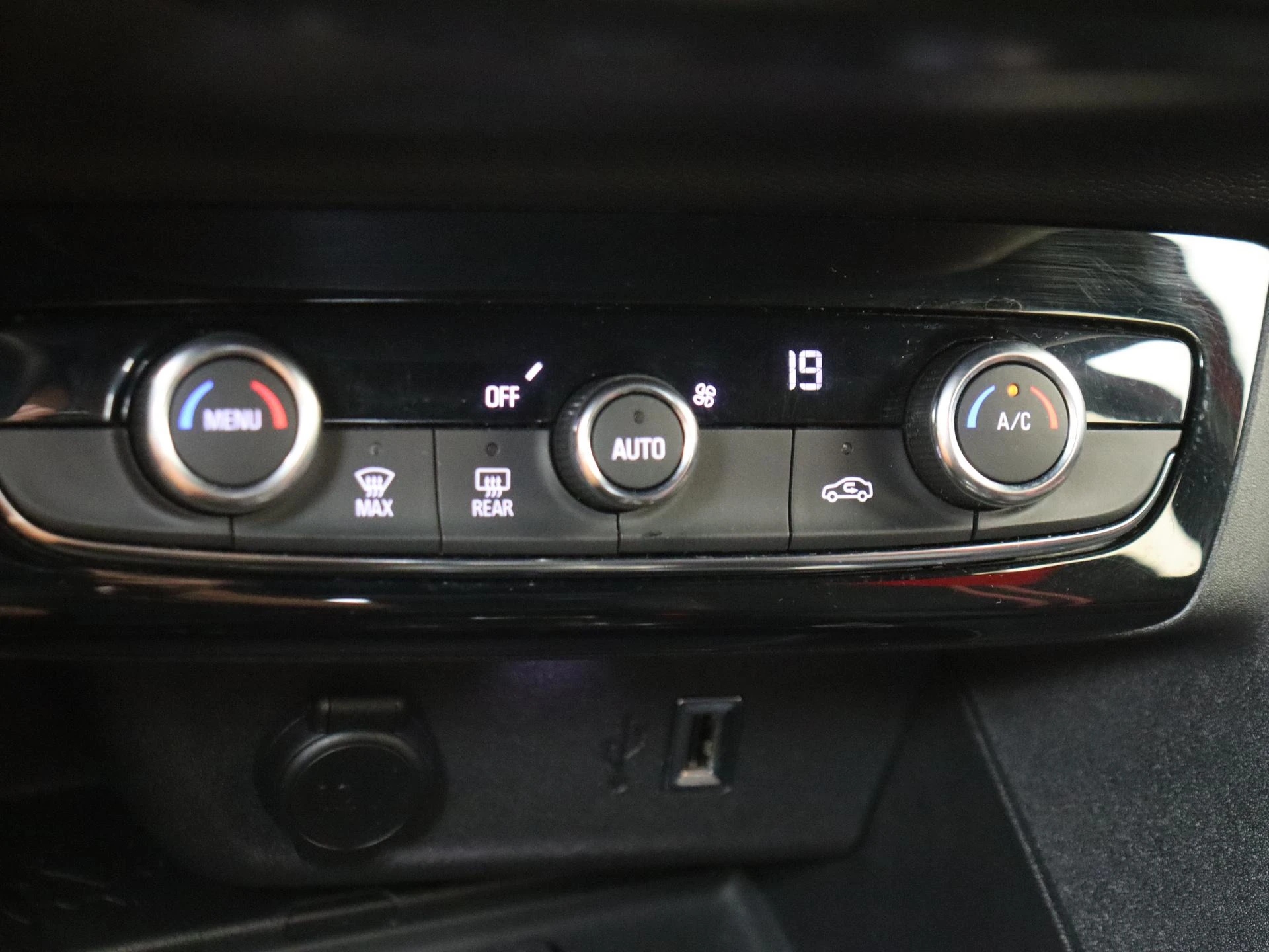 Opel-Corsa-e-image-19