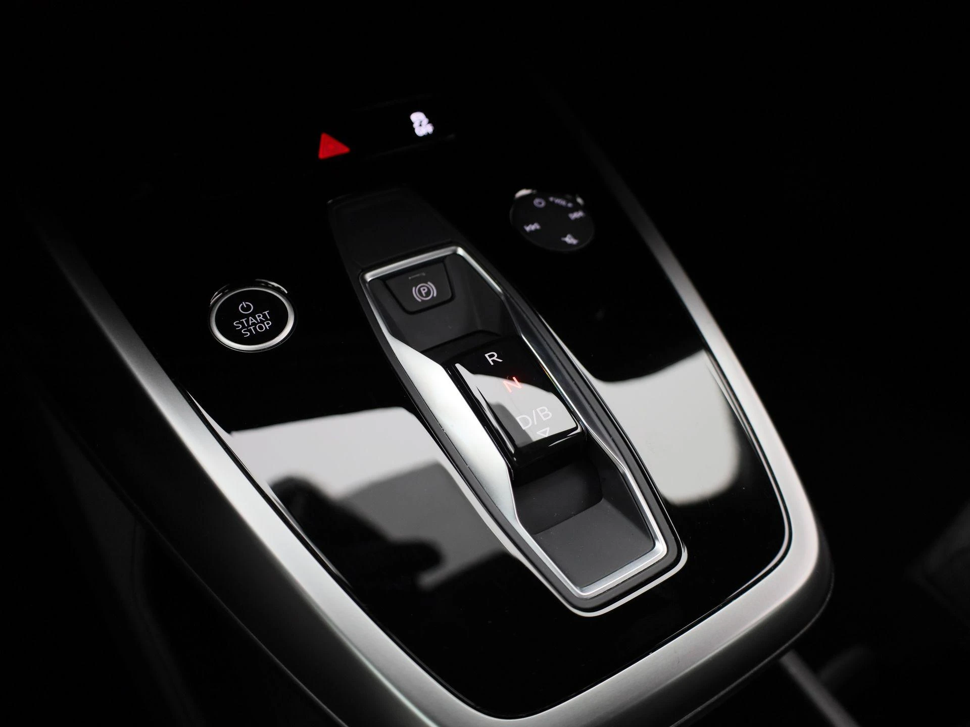 Audi-Q4 e-tron-image-34
