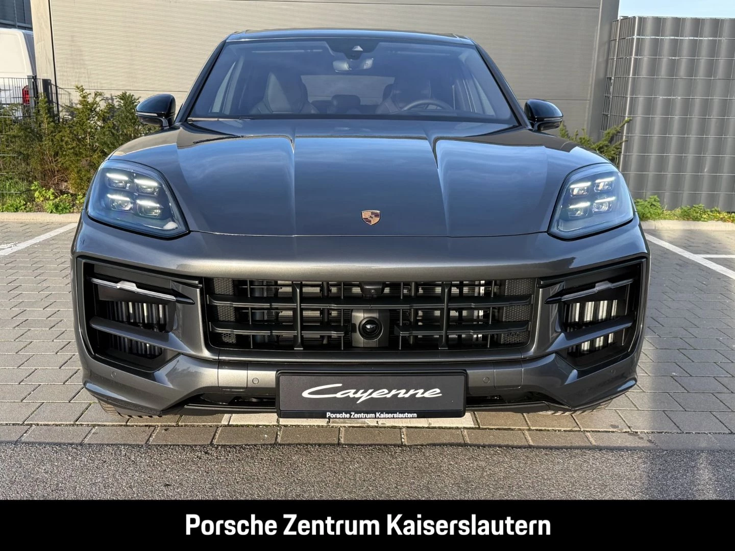 Porsche Cayenne E-Hybrid Black Edition HA-Lenkung 21-Zol black edition