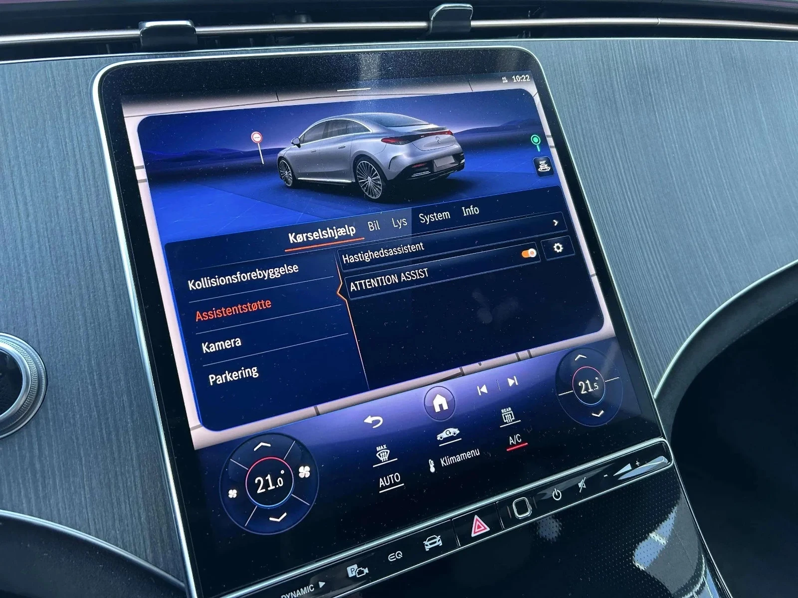 Mercedes-Benz-EQE-image-20