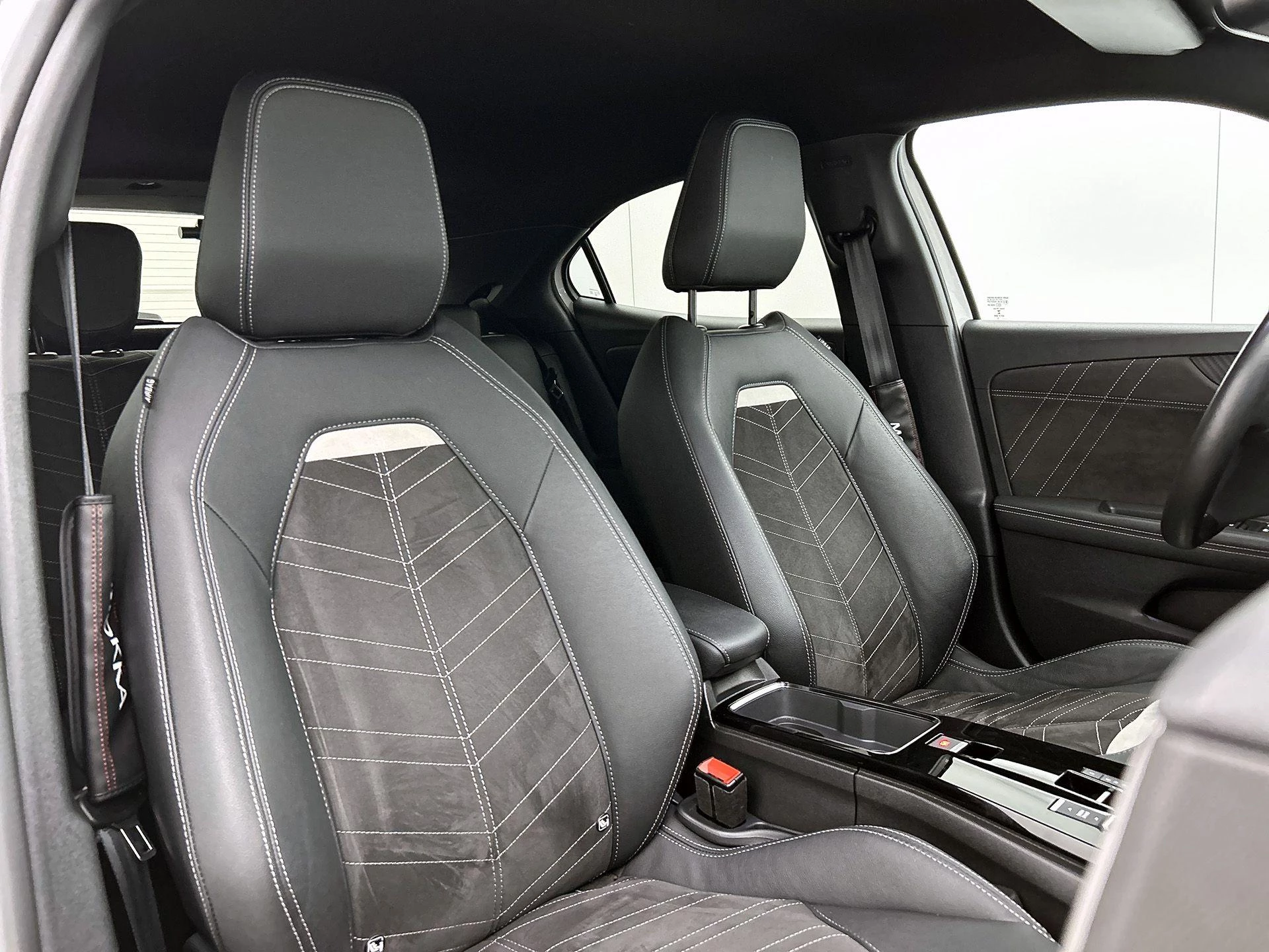 Opel-Mokka-e-image-30