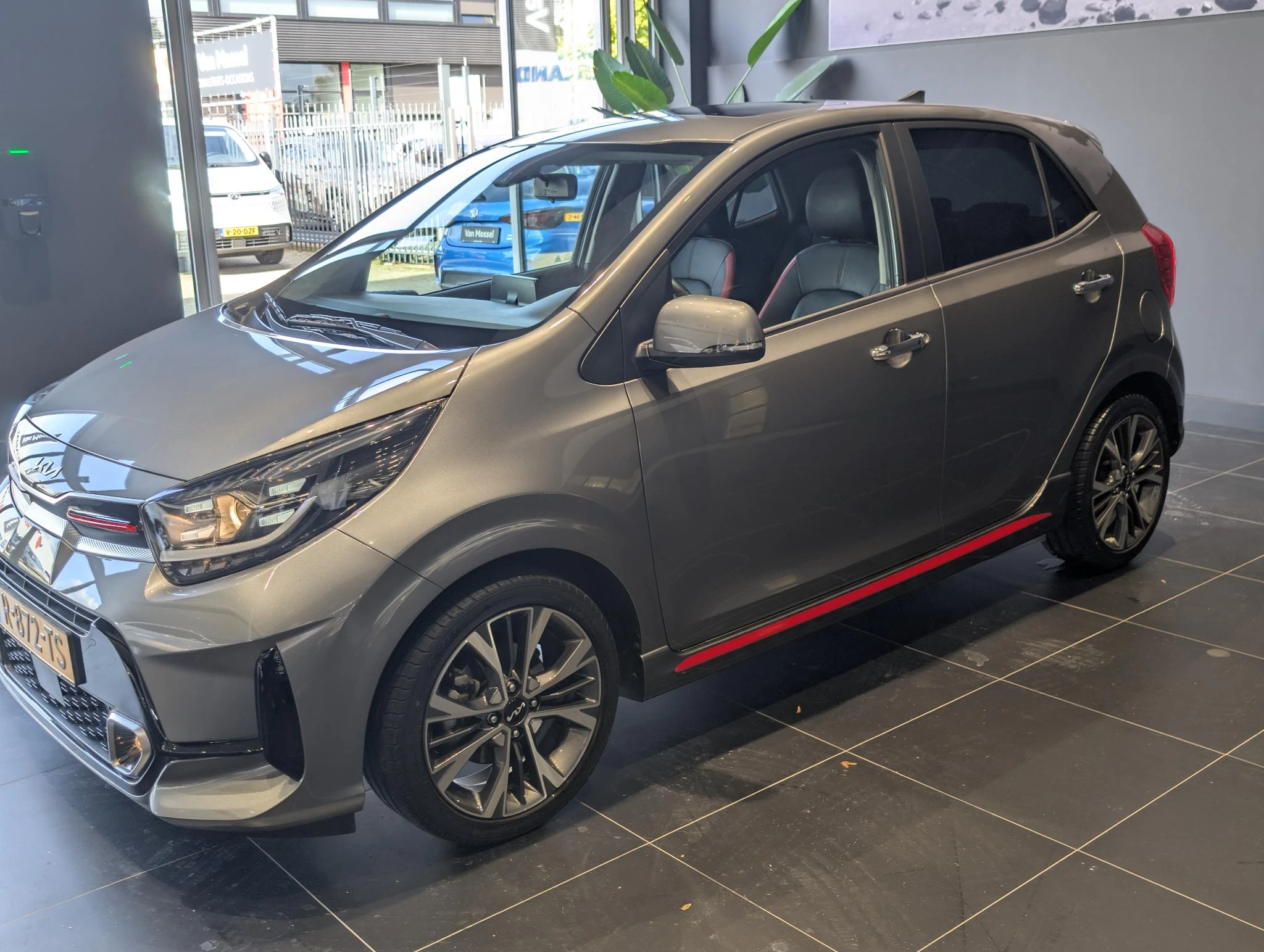 Kia-Picanto-image-3