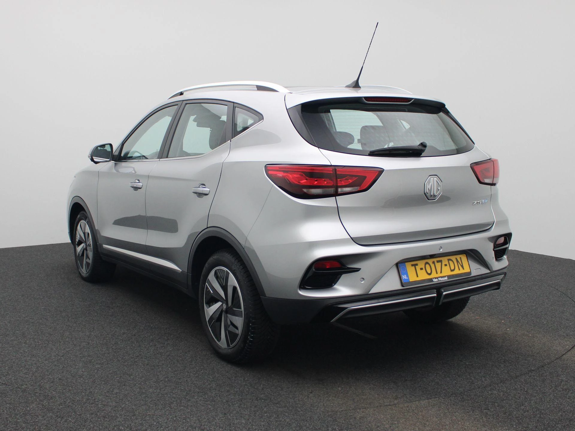 MG ZS EV